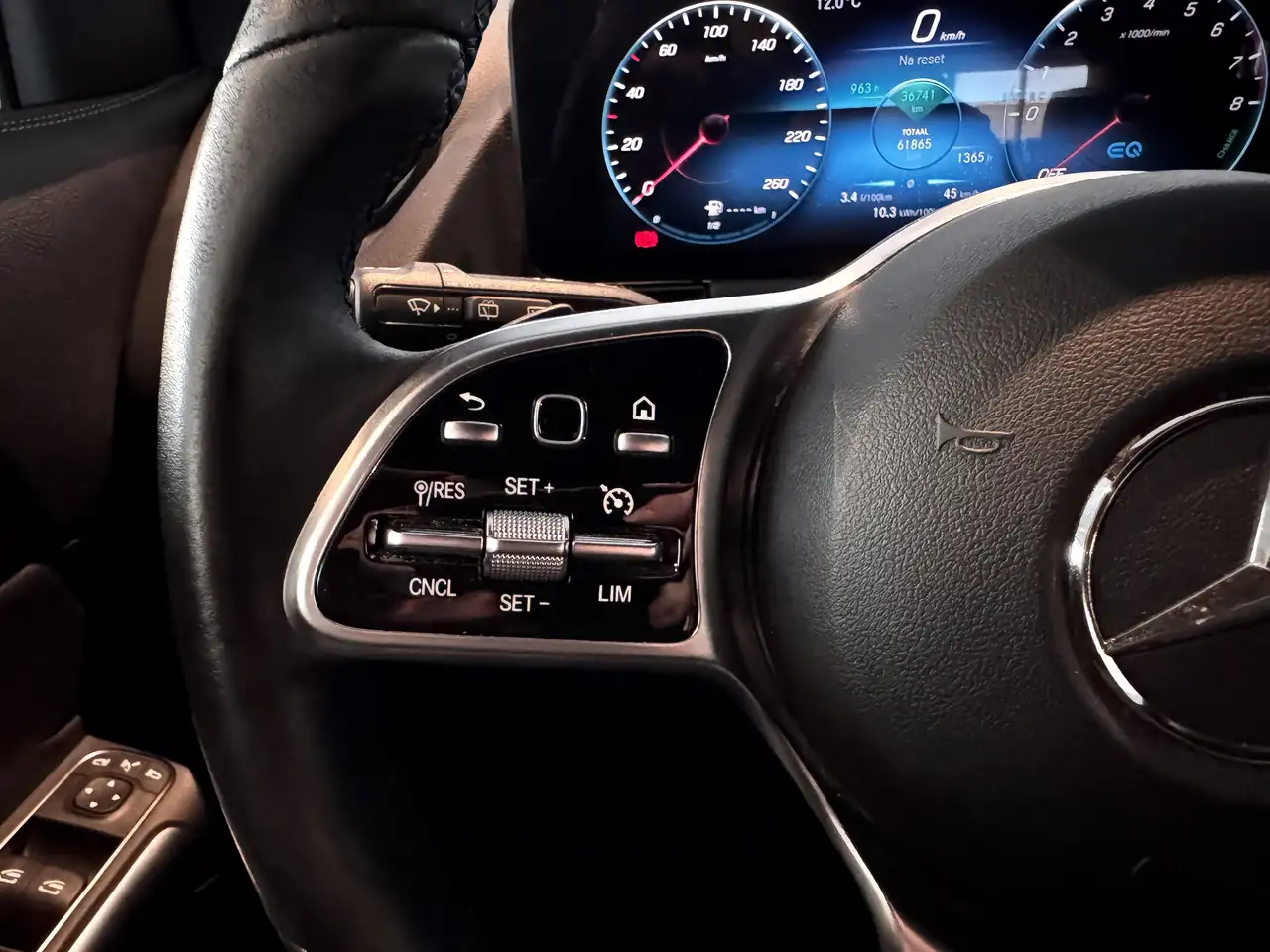 Mercedes-Benz GLA 250 e Progressive **CAMERA*LEATHER*CARPLAY**, миниатюра 23