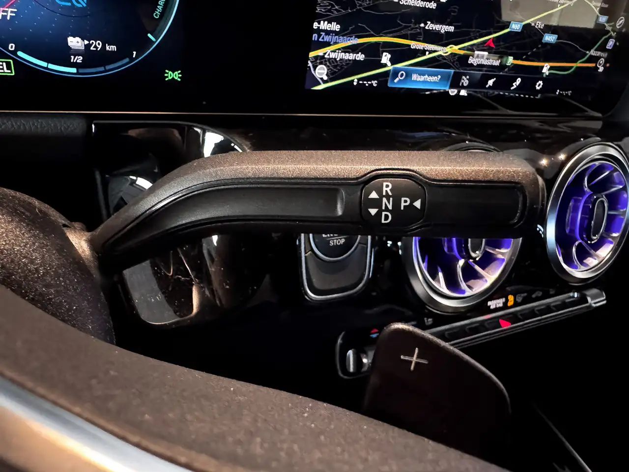 Mercedes-Benz GLA 250 e Progressive **CAMERA*LEATHER*CARPLAY**, миниатюра 25