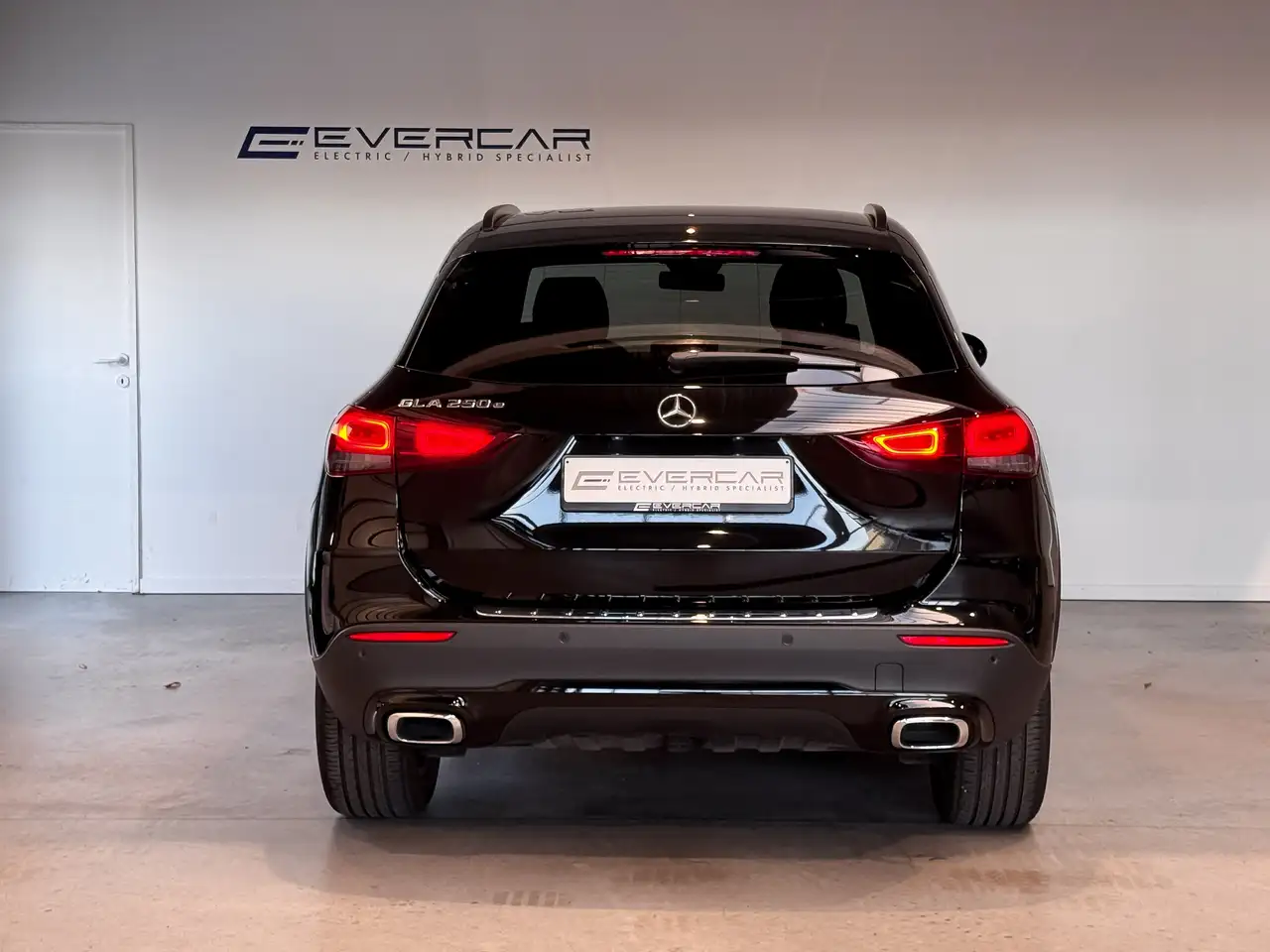 Mercedes-Benz GLA 250 e Progressive **CAMERA*LEATHER*CARPLAY**, миниатюра 6