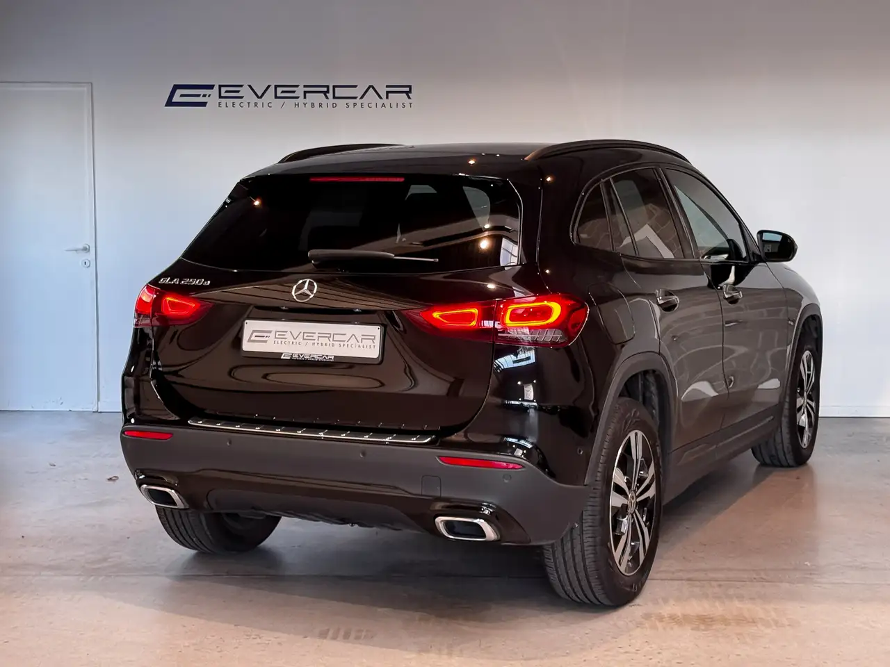 Mercedes-Benz GLA 250 e Progressive **CAMERA*LEATHER*CARPLAY**, миниатюра 5