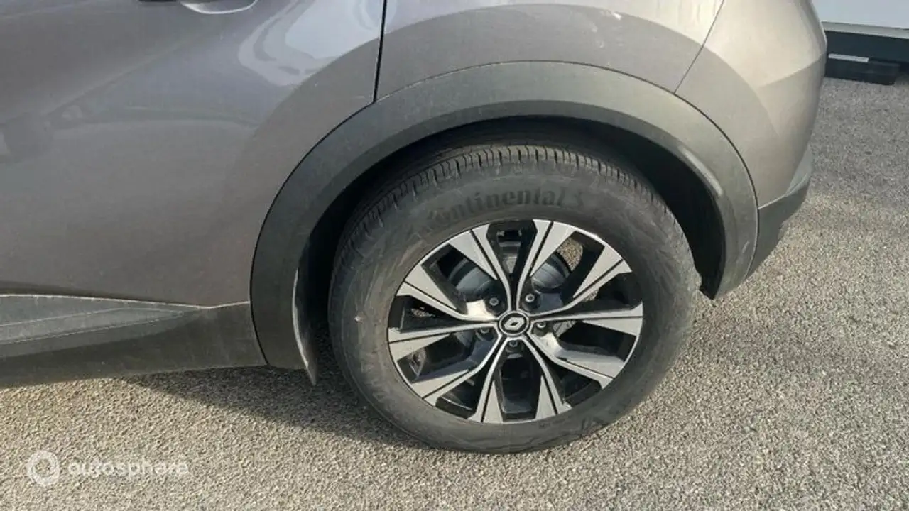 Renault Captur — photo 20