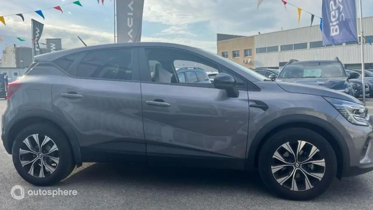 Renault Captur — photo 8