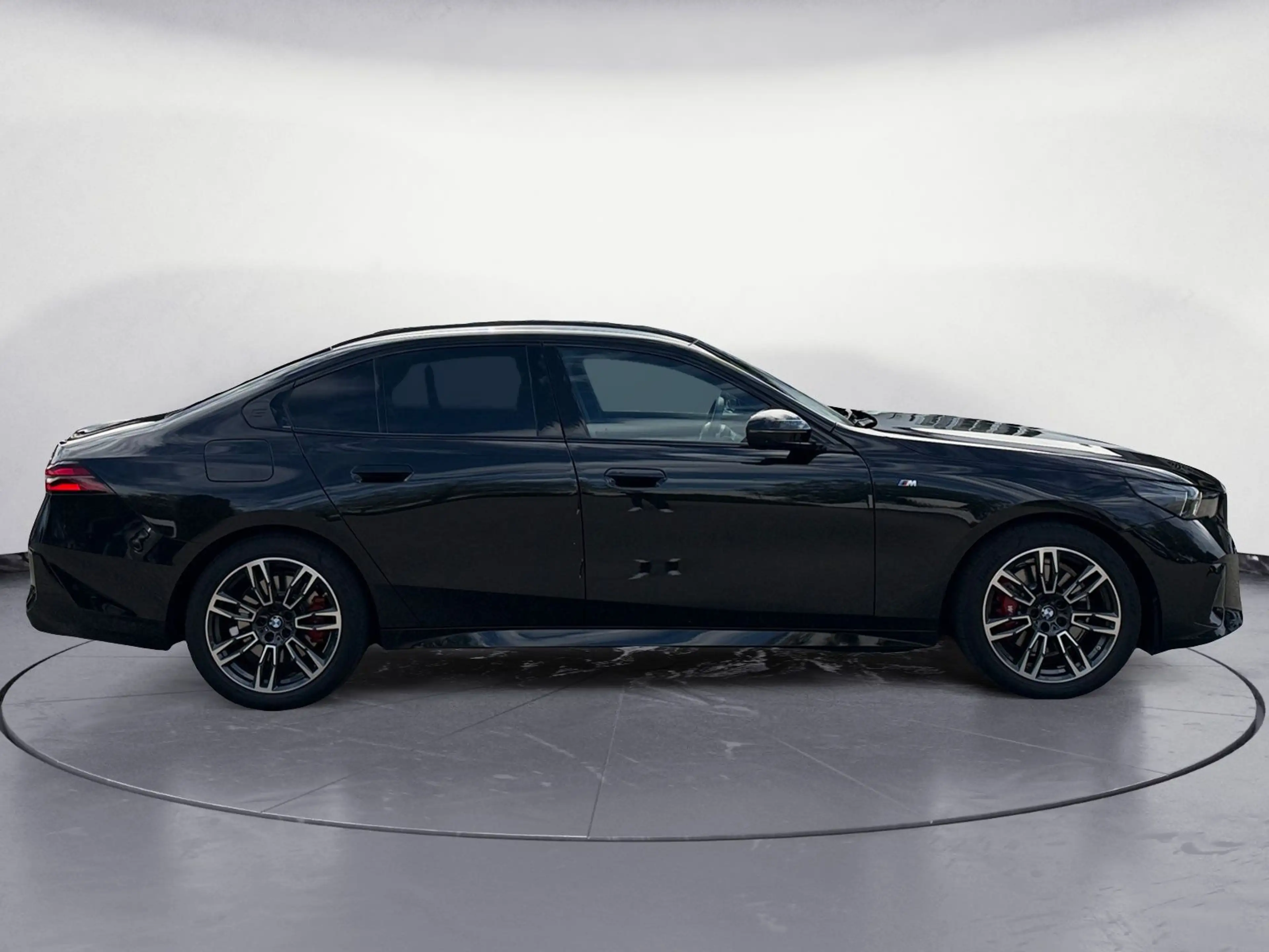 BMW 520 d M Sportpaket Pro Iconic Glow AHK Komfortsit — photo 7