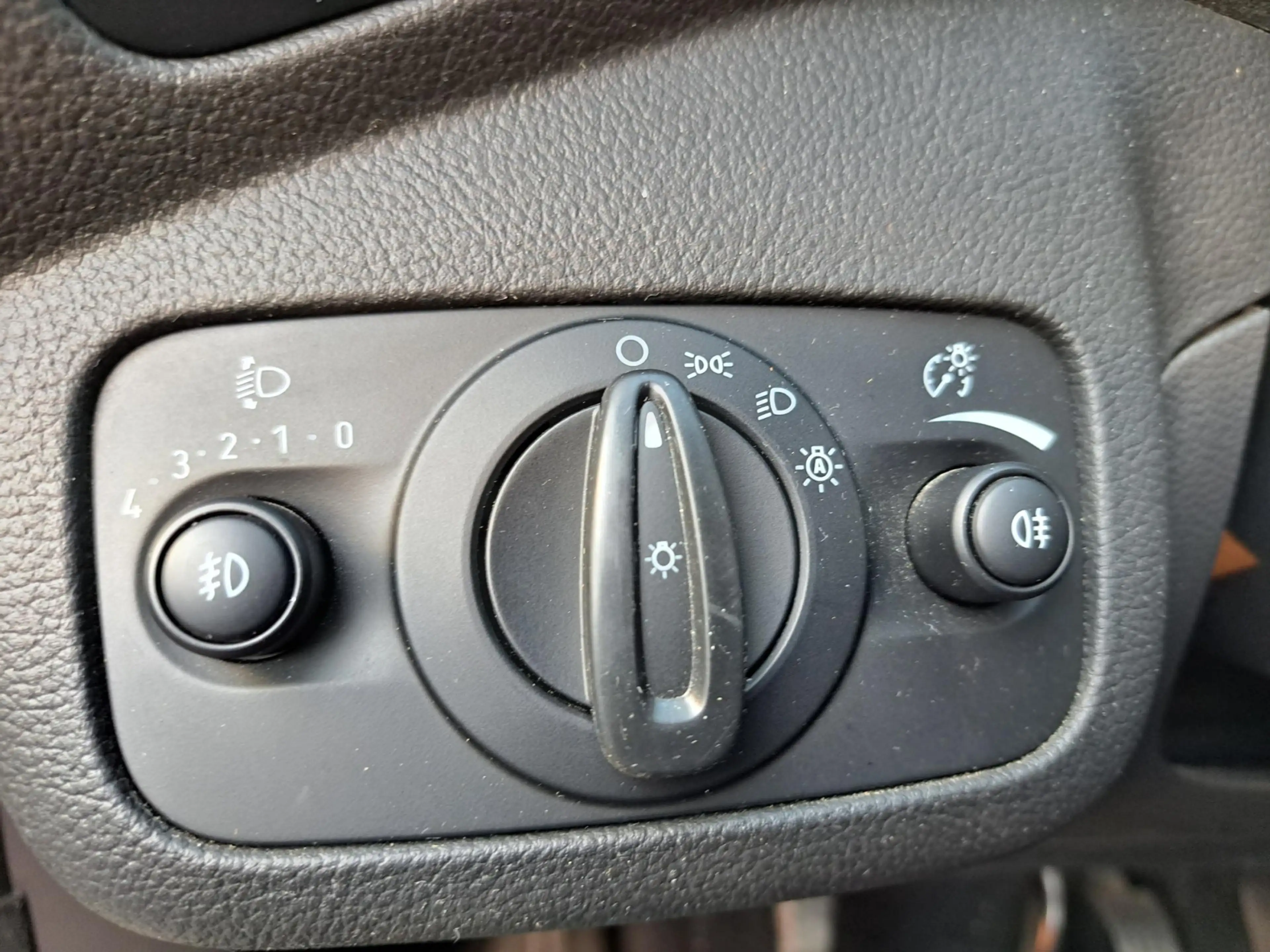 Ford Kuga 1.5 Trend Edition Trekhaak/Nwe Dis. riem — photo 9