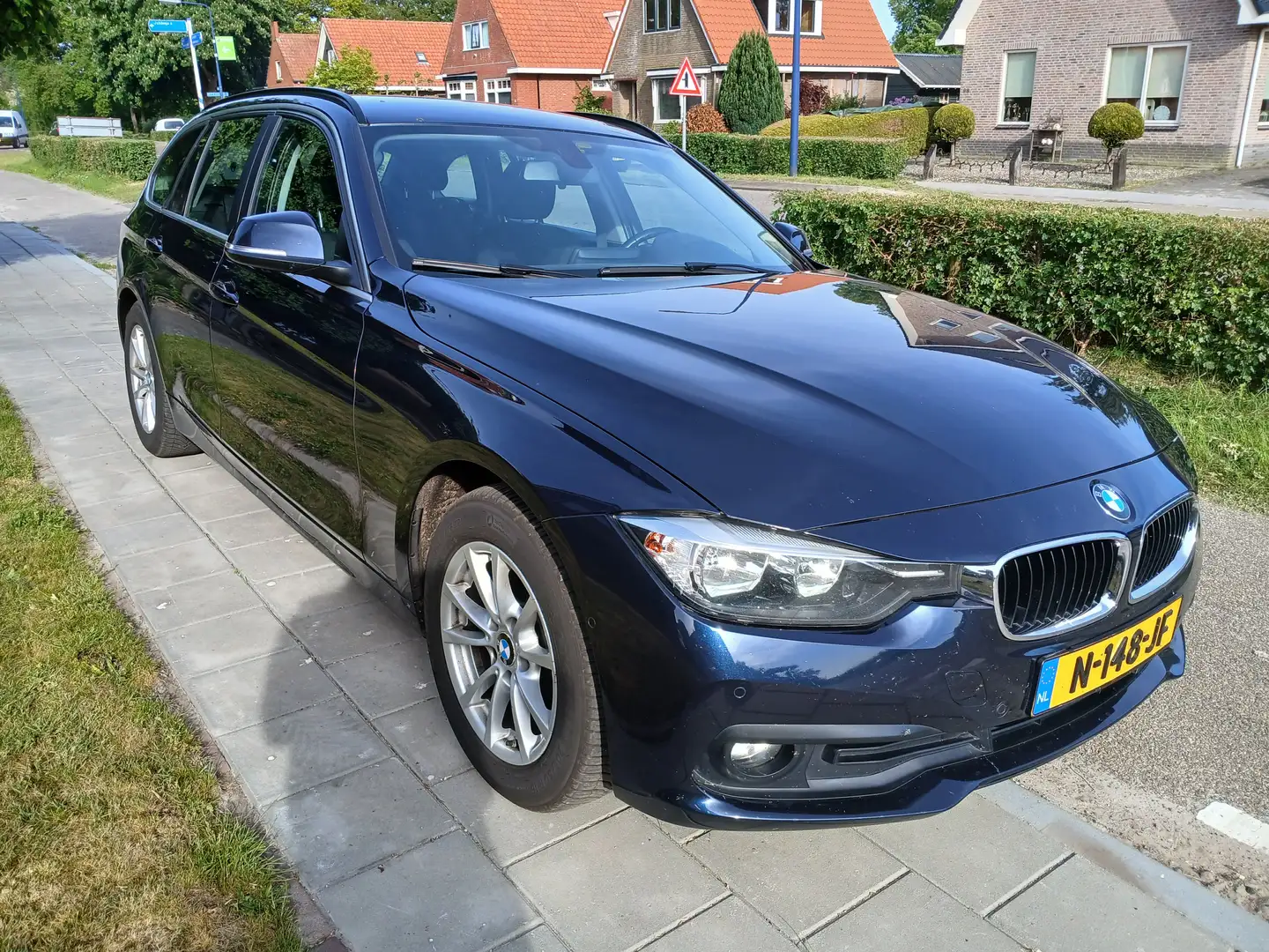 BMW 318 Blauw - 2