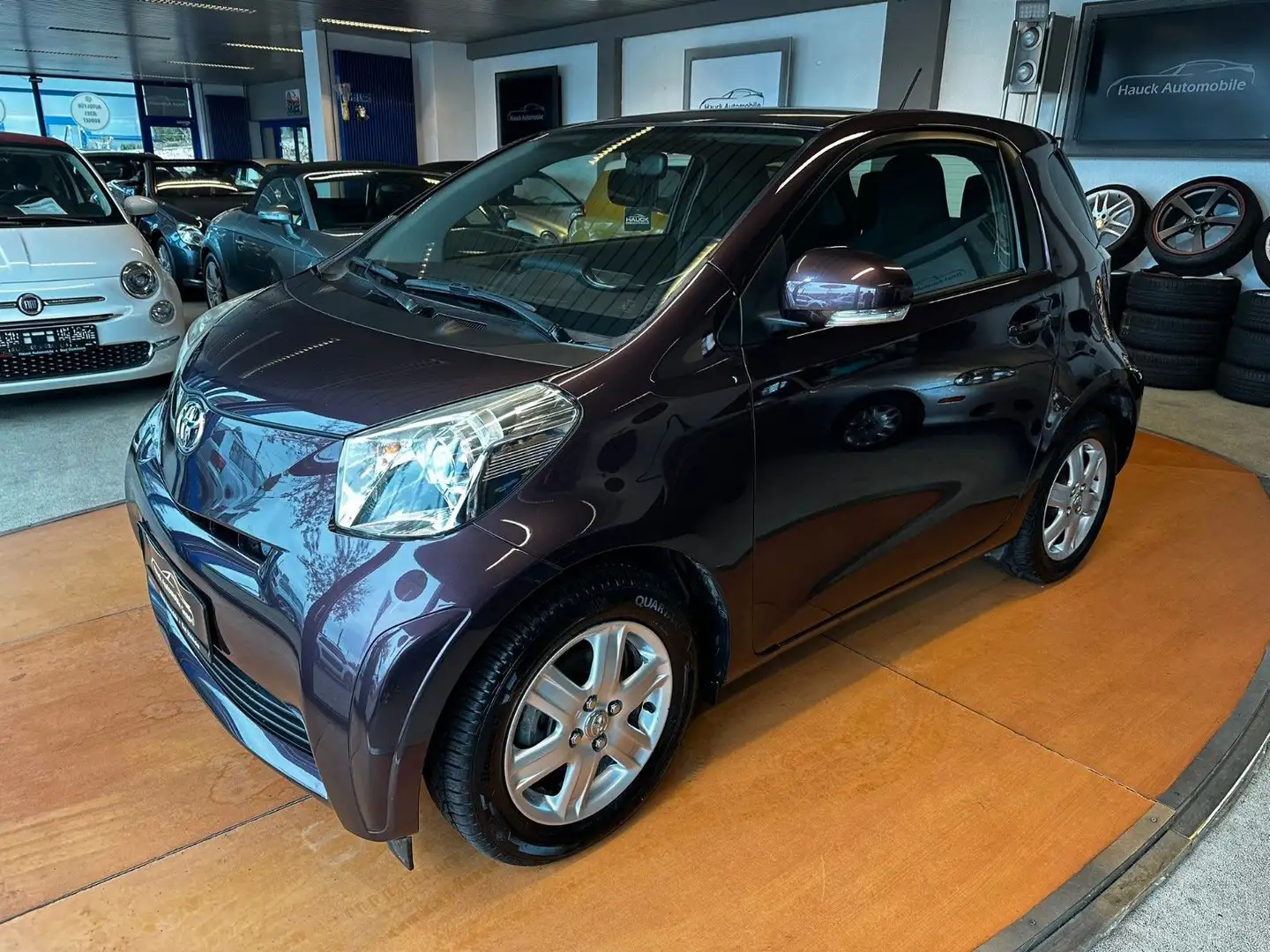 Toyota iQ 89-TKM/KLIMA/MEDIA-IN/MFL/ALLWETTER/ALU'S Burdeos - 1