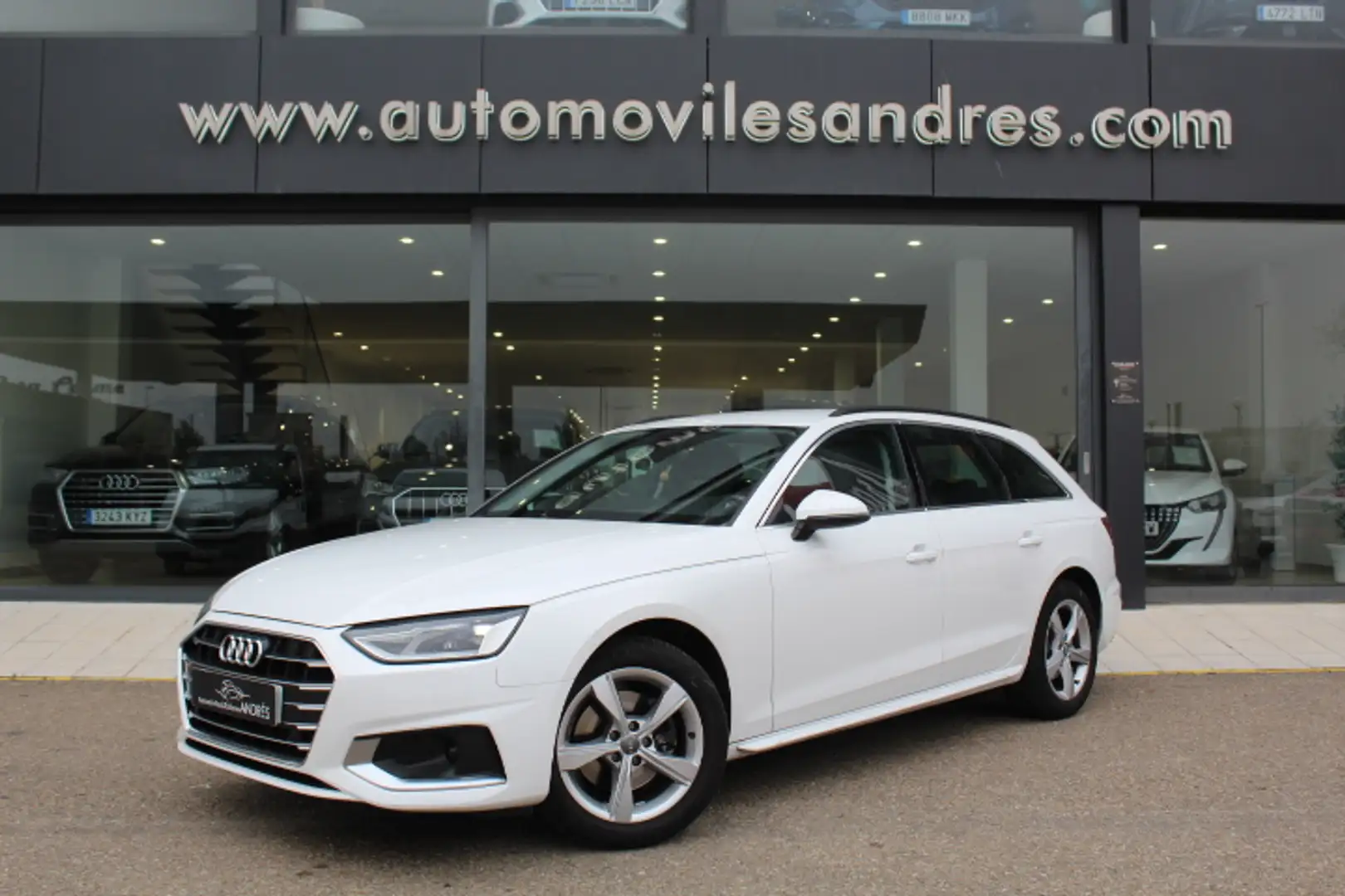 Audi A4 Avant 30 TDI Advanced S tronic 100kW Bianco - 1