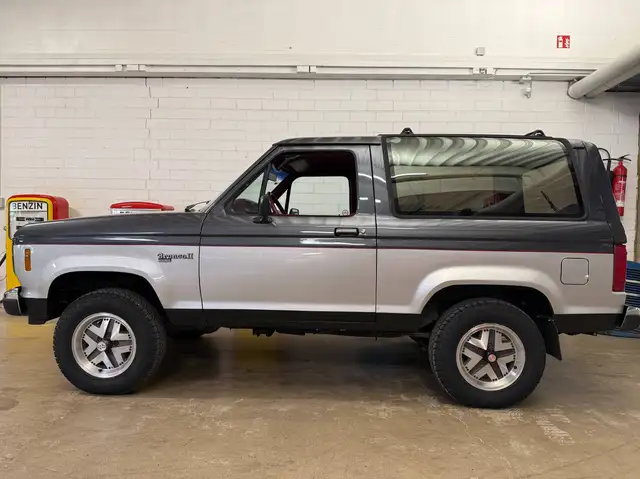 Ford Bronco Bronco II XLT