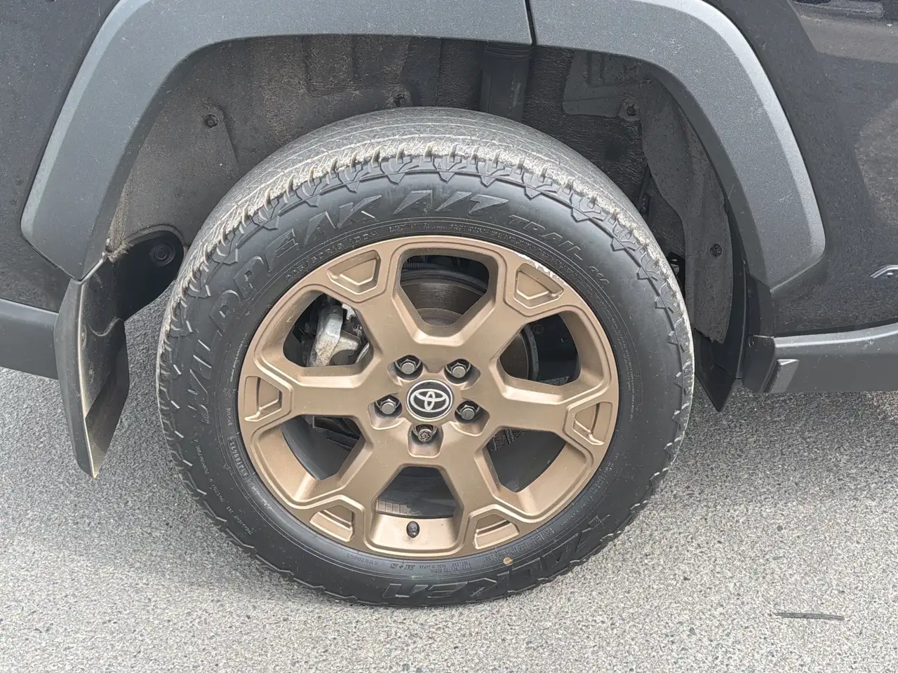 Toyota RAV 4 снимка Toyota RAV 4