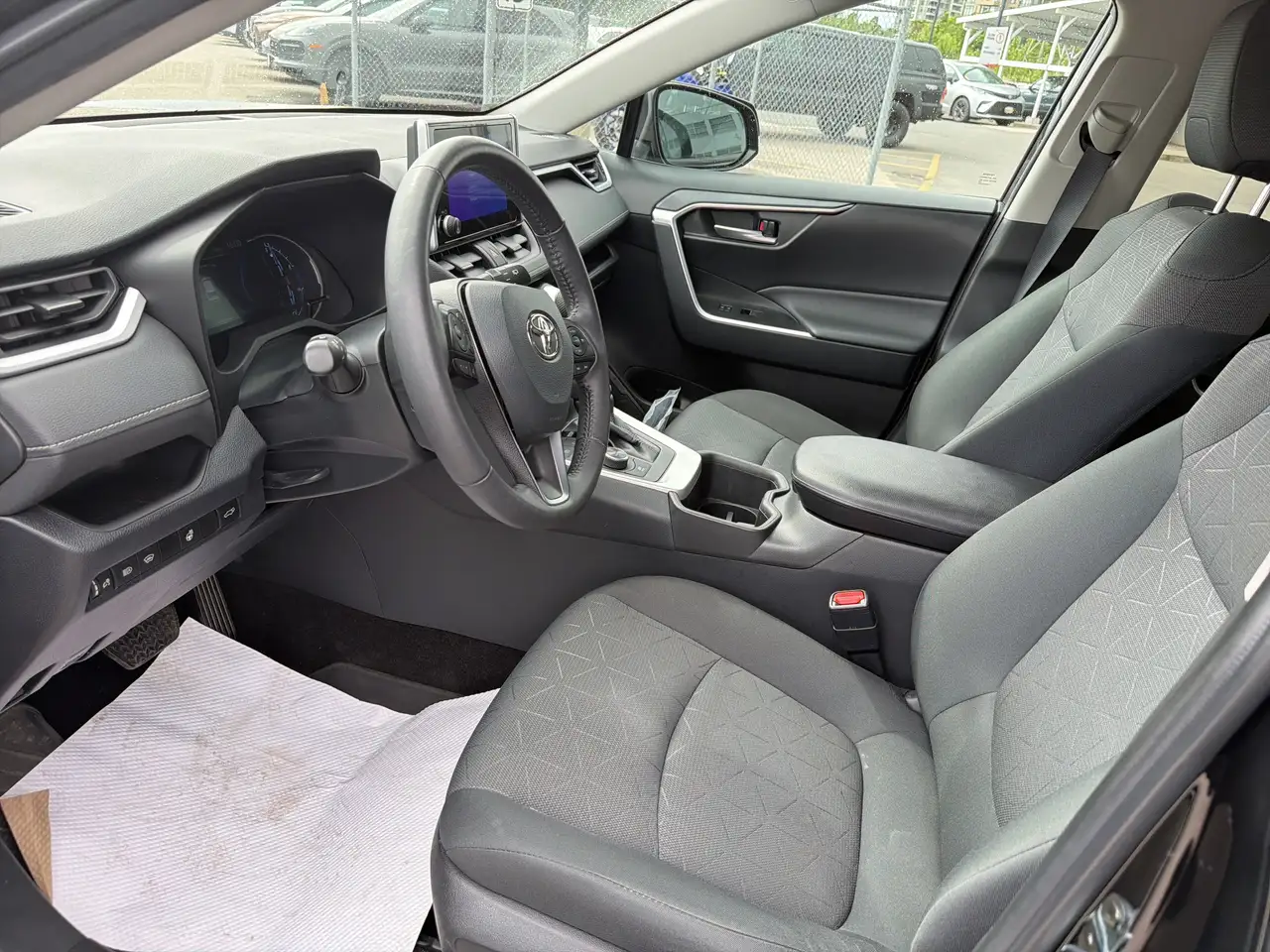 Toyota RAV 4 снимка Toyota RAV 4