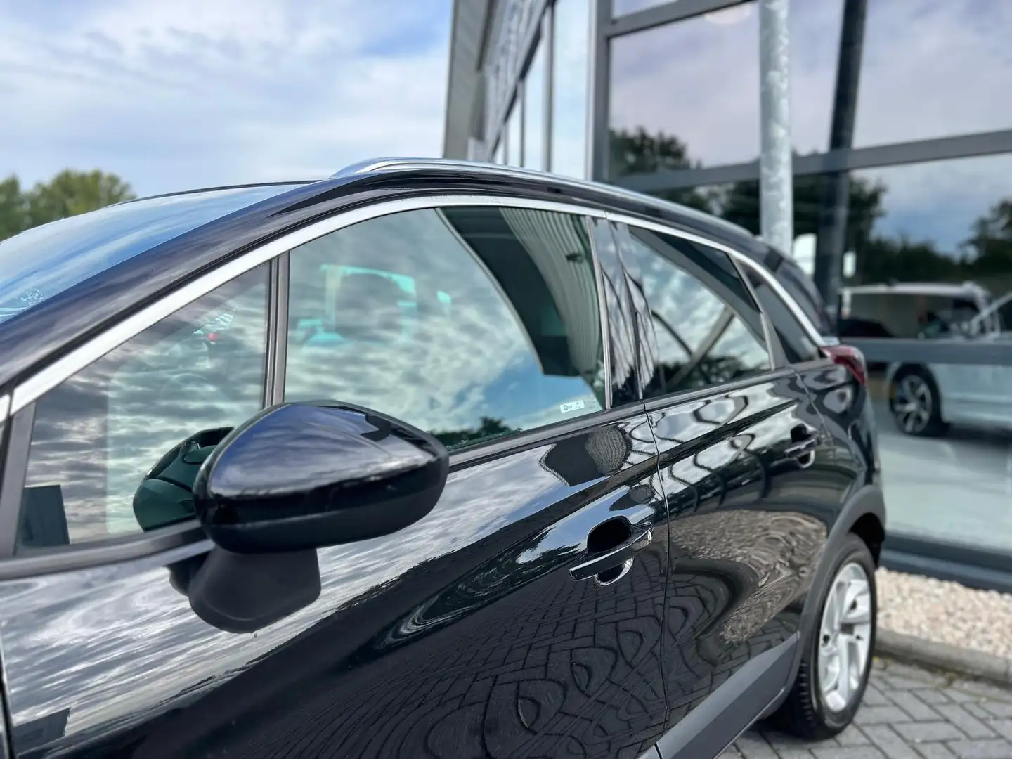 Opel Crossland X 1.2 Turbo Innovation | Trekhaak | Navi | Cruise | Noir - 2
