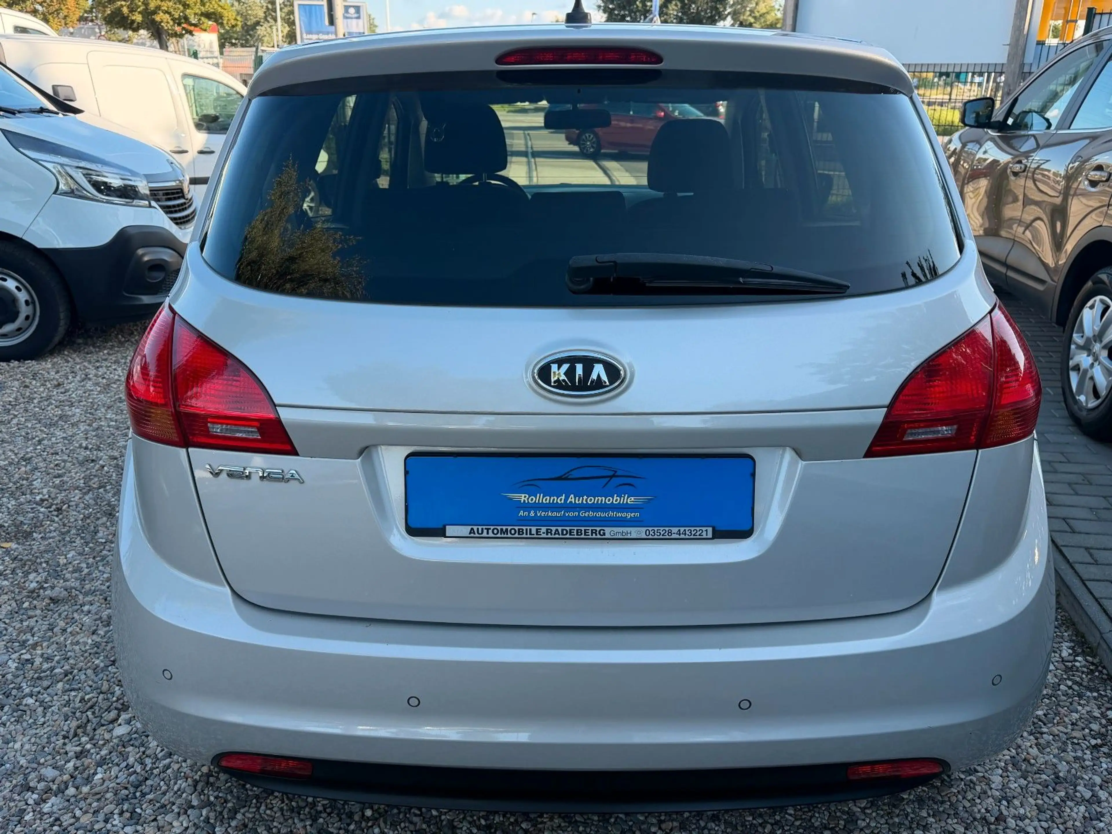 Kia Venga Black *2.HD*Klima*SHZ*Pano*PDC*TÜV NEU — photo 7