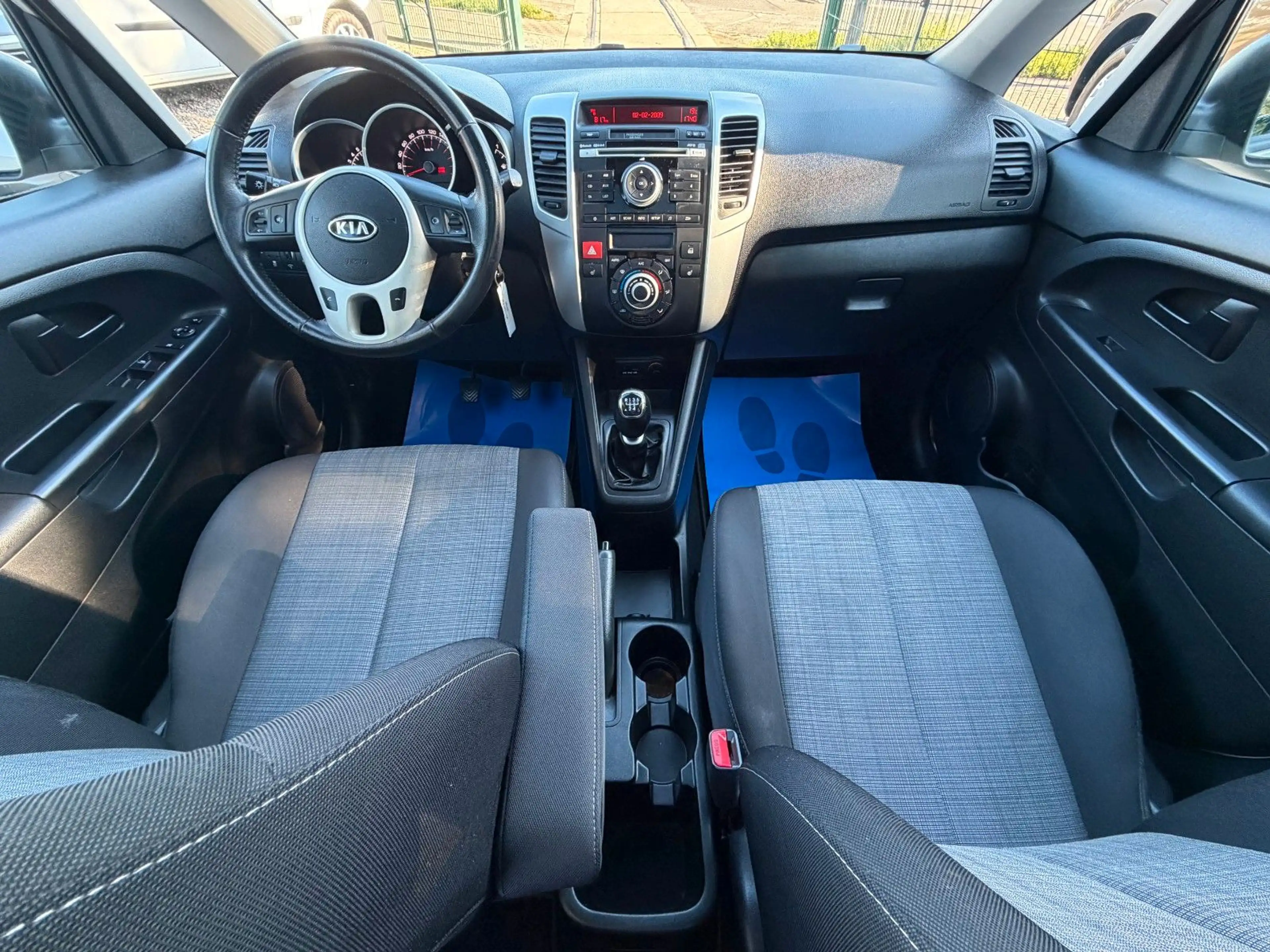 Kia Venga Black *2.HD*Klima*SHZ*Pano*PDC*TÜV NEU — photo 15