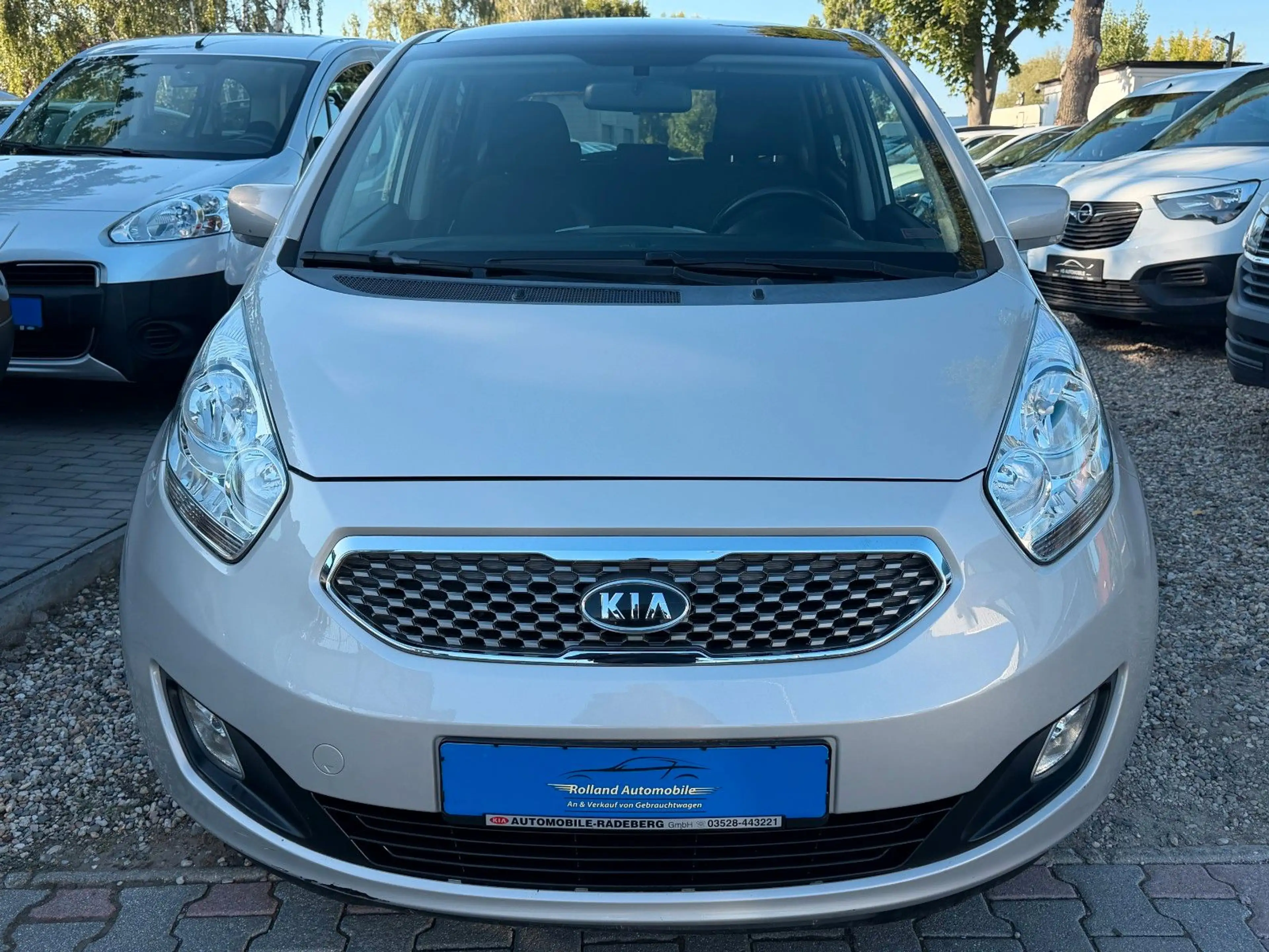 Kia Venga Black *2.HD*Klima*SHZ*Pano*PDC*TÜV NEU — photo 3
