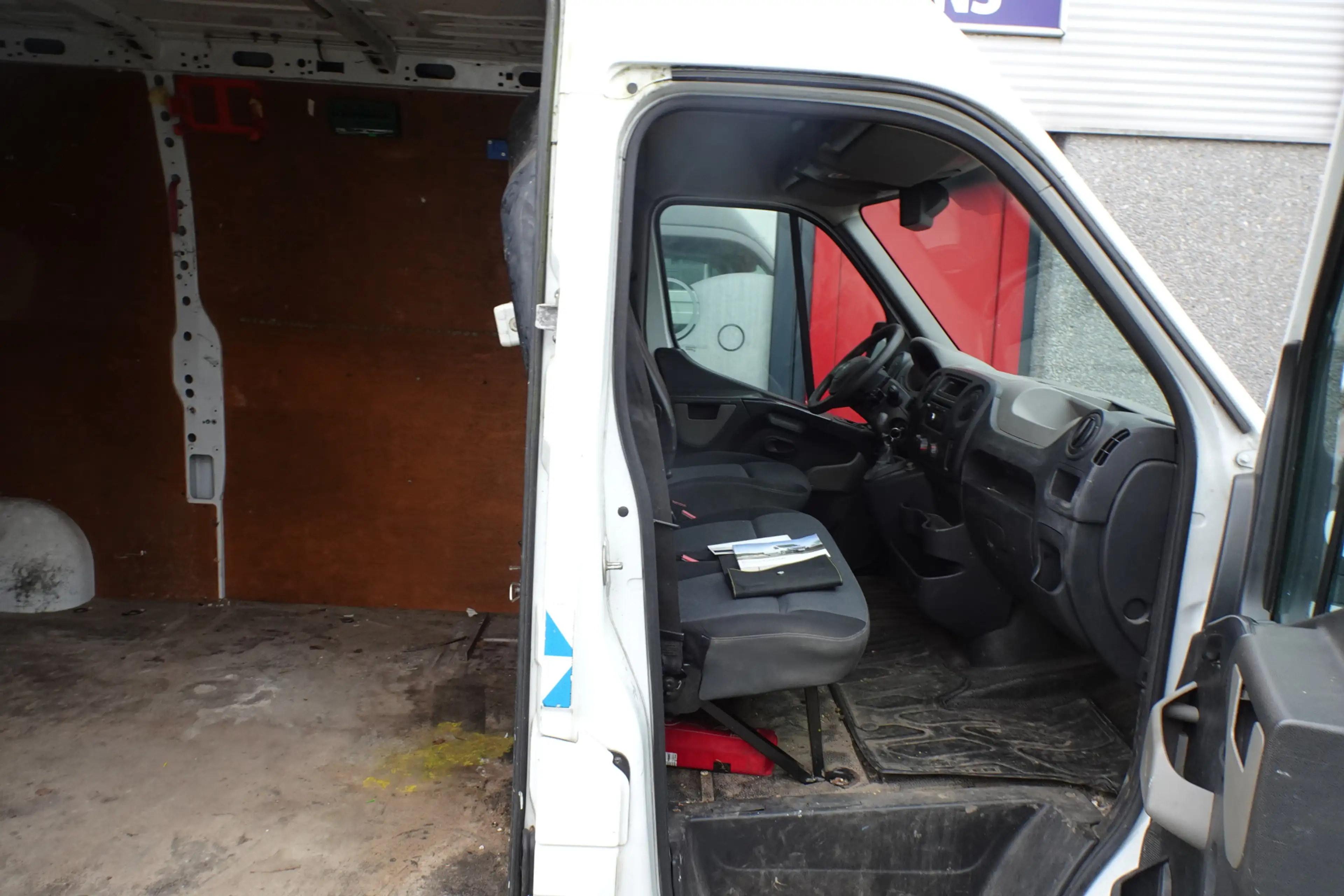 Renault Master T33 2.3 dCi L2H2 airco 3 zits MARGE !!!!!!!! — photo 18