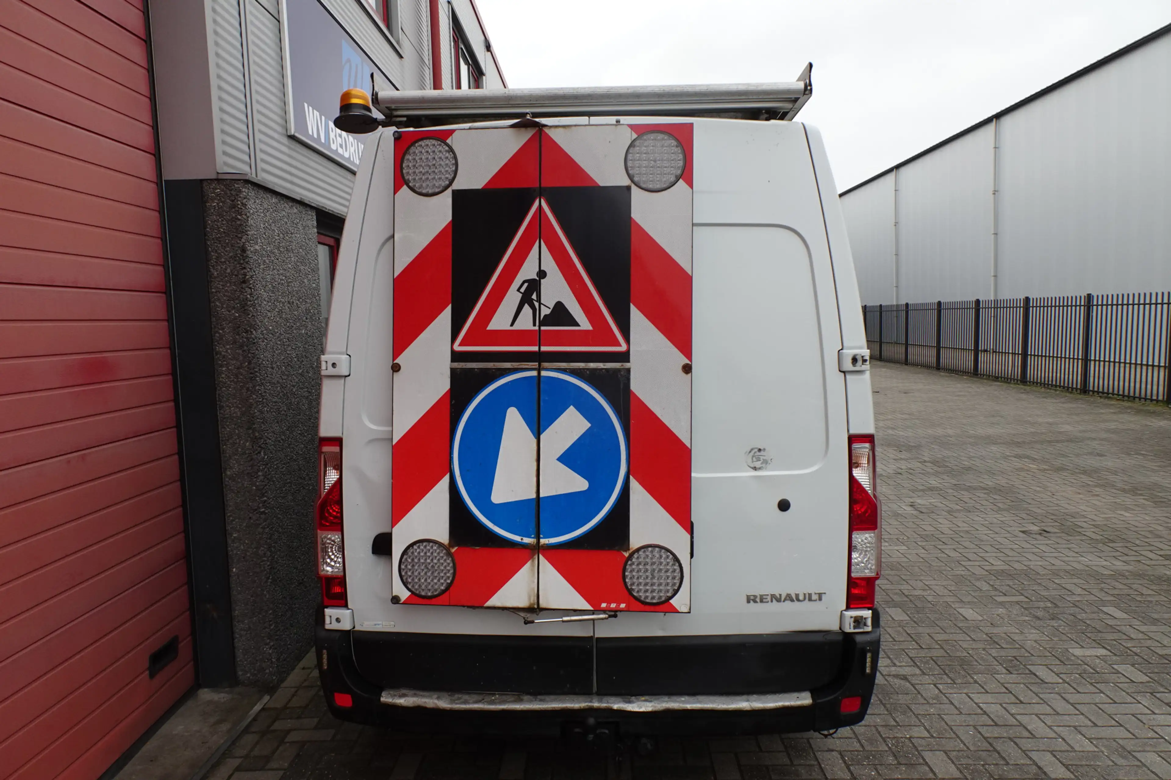 Renault Master T33 2.3 dCi L2H2 airco 3 zits MARGE !!!!!!!! — photo 3