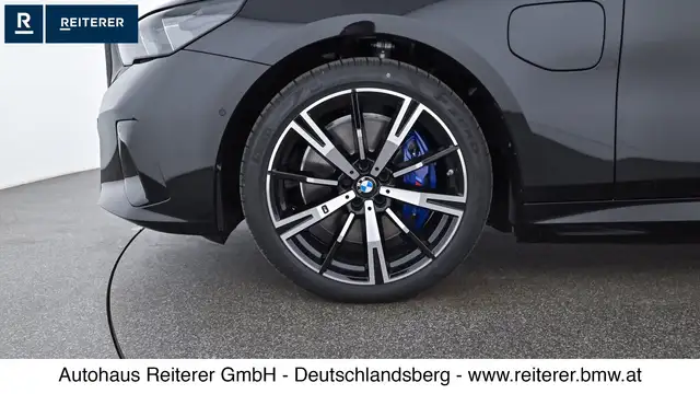 BMW 550 e xDrive *M Sportpaket Pro *Adaptives Fahrwerk Pro *AHK Ansicht 23