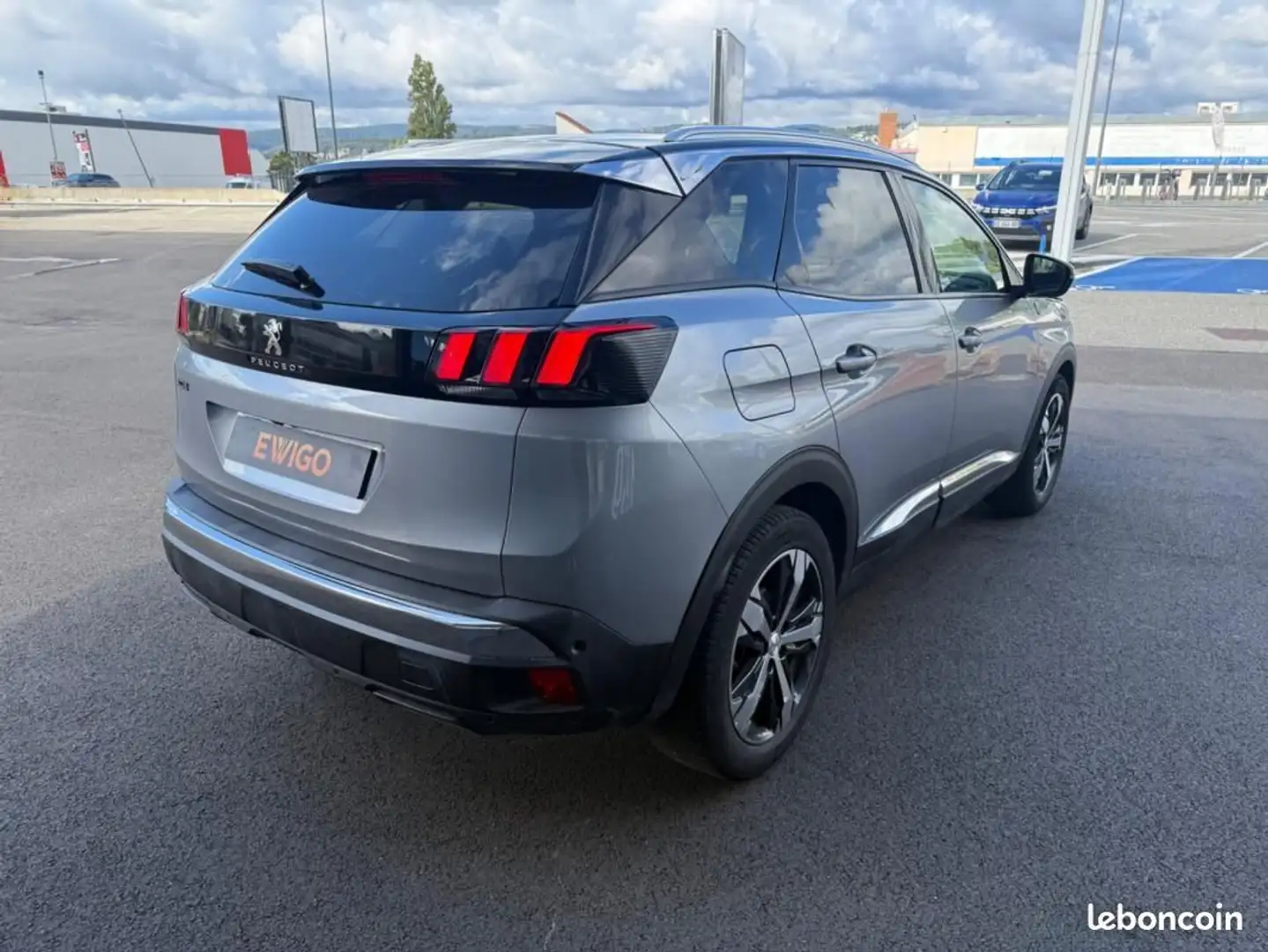 Peugeot 3008 CROSSWAY 1.2 130CH DISTRIBUTION FAITE Gris - 2