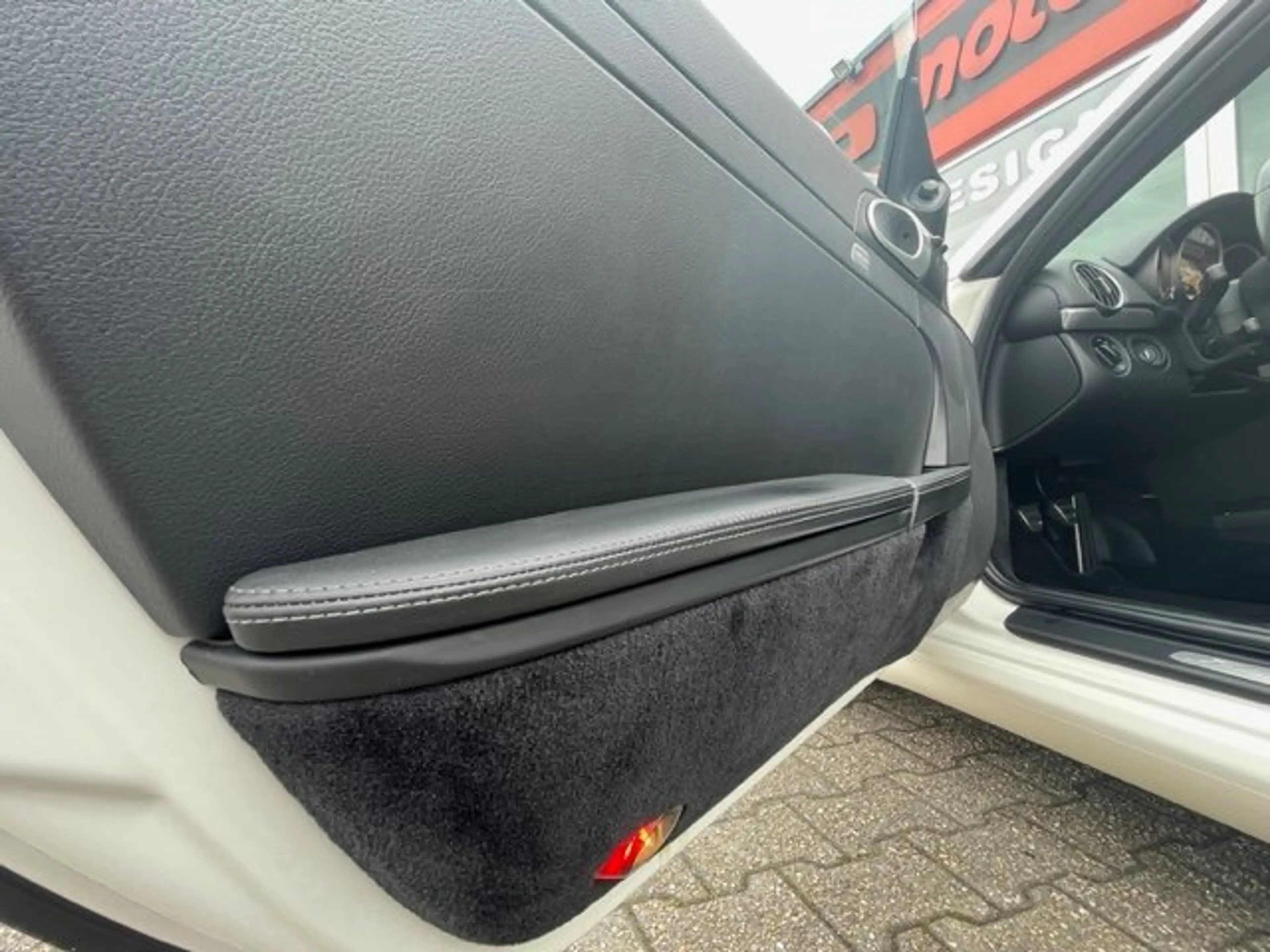 Porsche Boxster Boxster S — photo 11