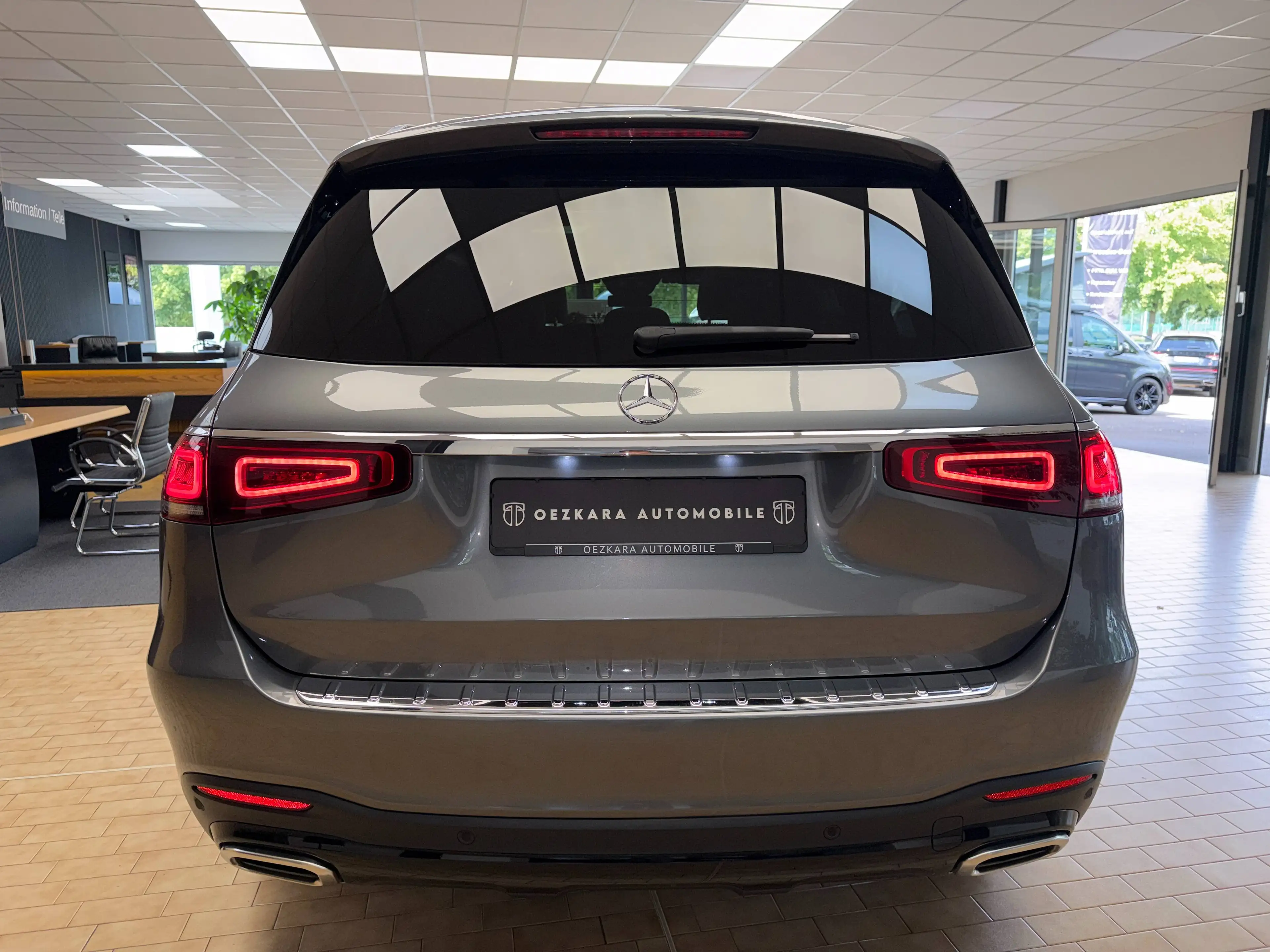 Mercedes-Benz GLS 580 GLS 580 4Matic — photo 11