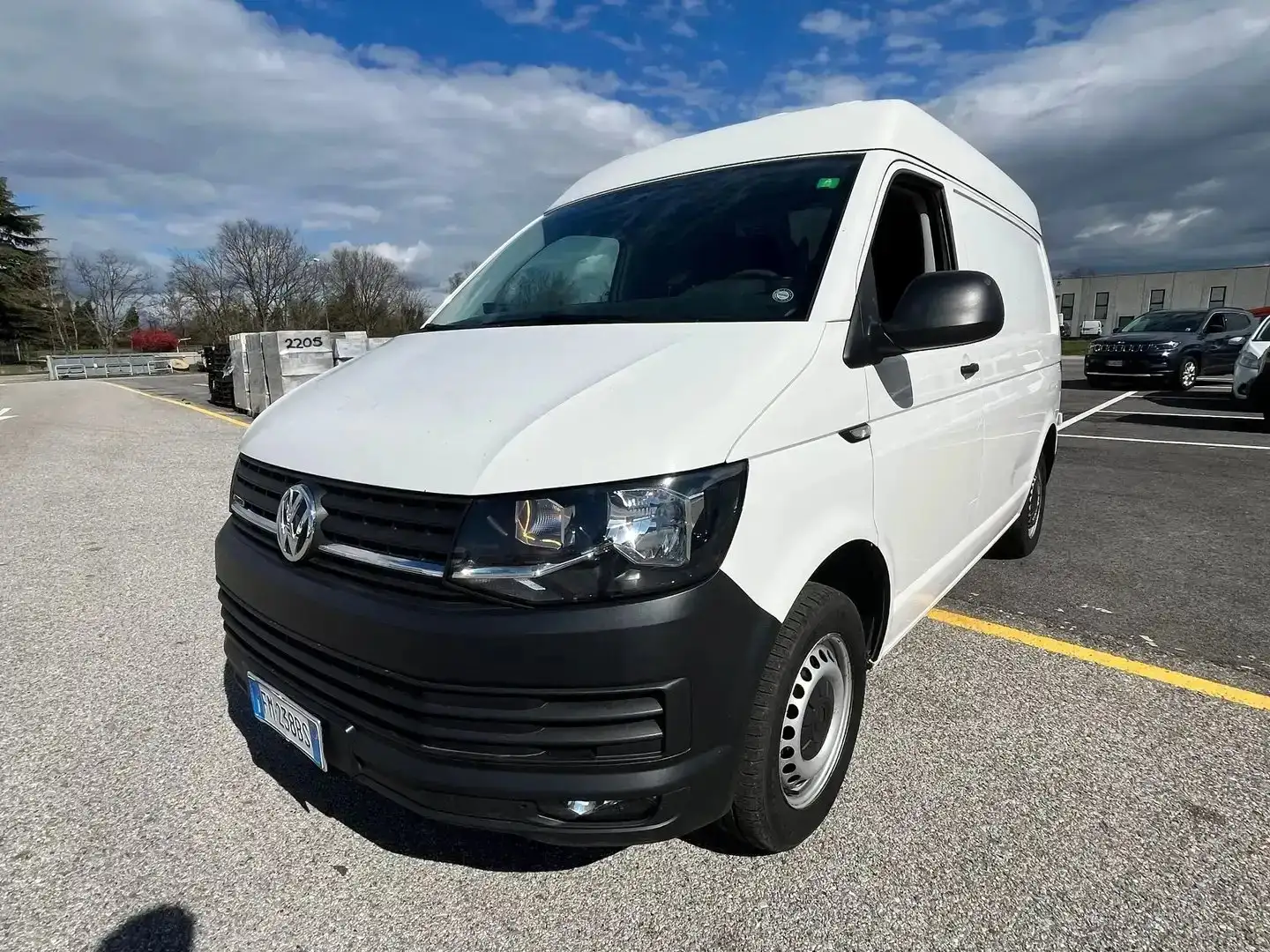 Volkswagen T6 Transporter 2.0 TDI 150cv 4MOTION 4x4 TM - FM238BS Bianco - 2