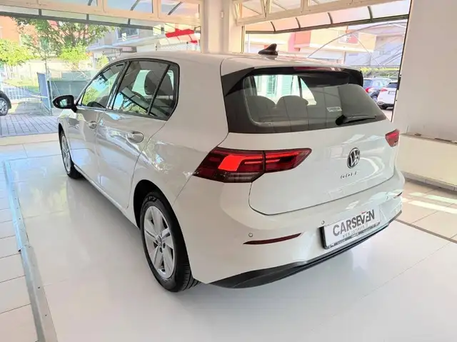 Volkswagen Golf view 7