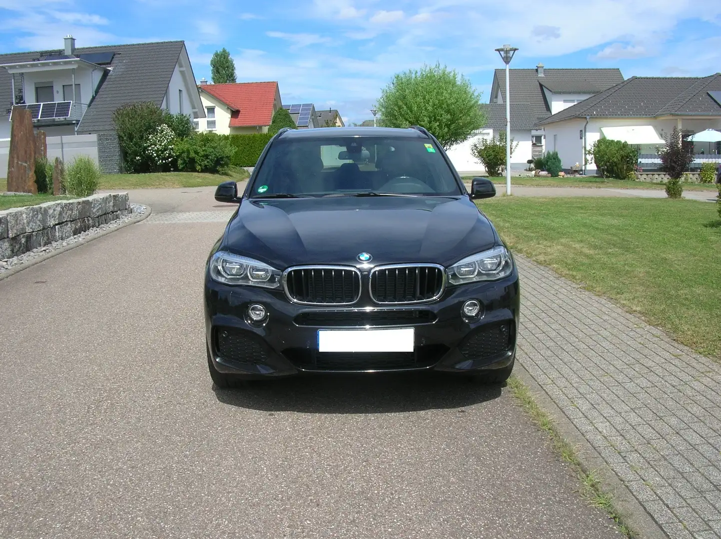 BMW X5 30d xDrive M Sportpaket -Navi-Leder-HUD-AHK.... Schwarz - 2