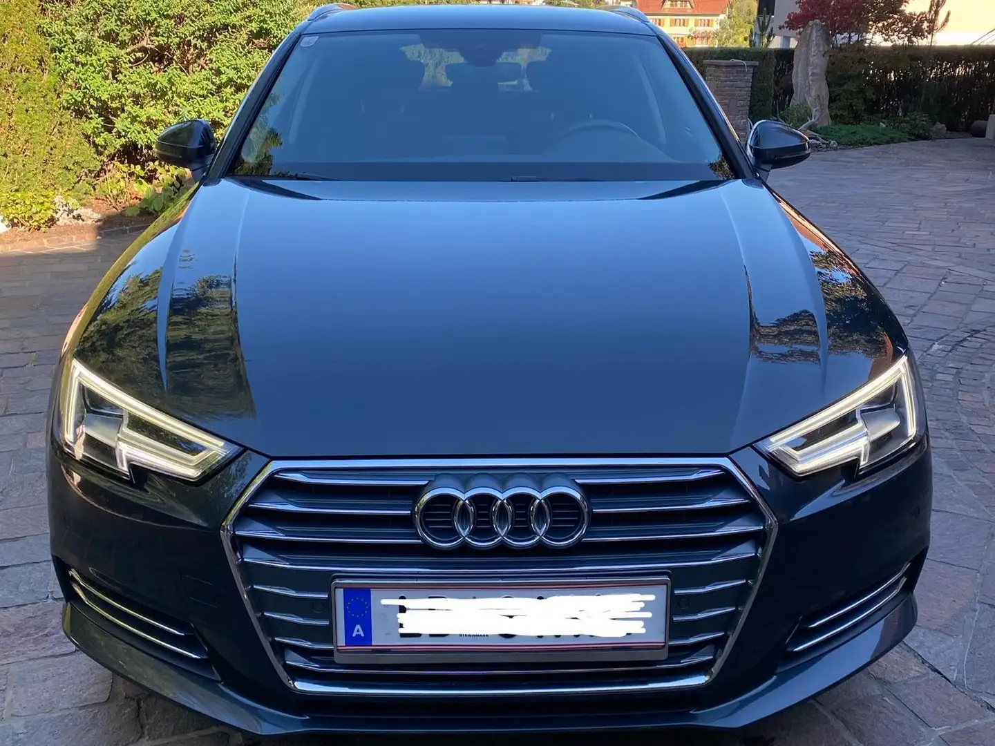 Audi A4 A4 Avant 2,0 TDI Design S-tronic Design Grau - 1