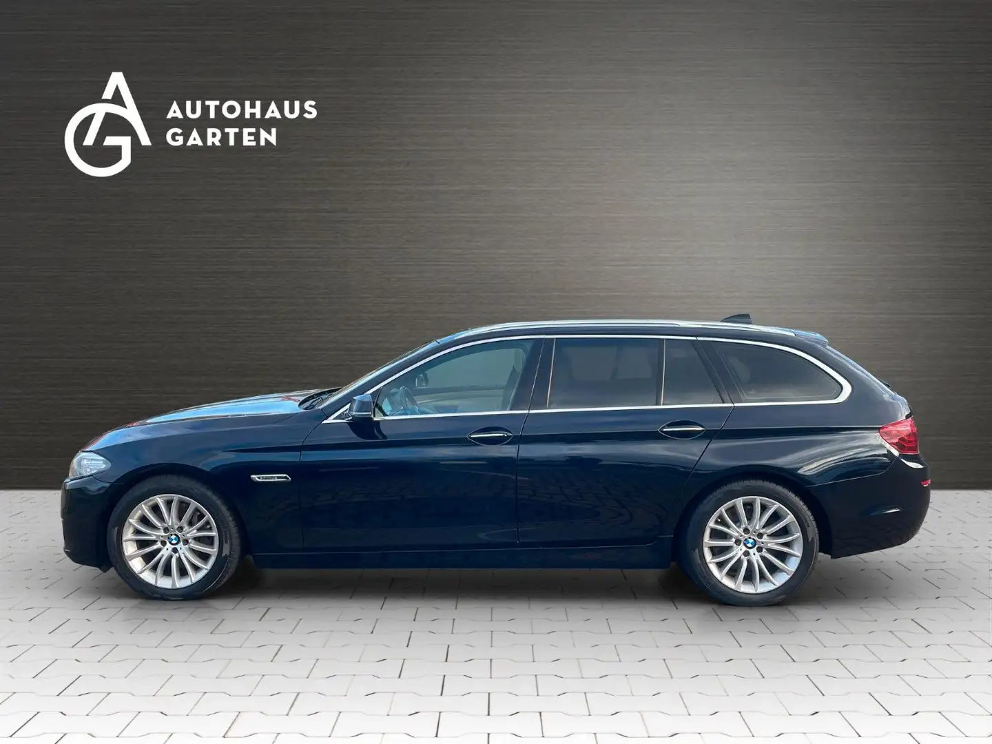 BMW 530 d Touring Luxury Leder Pano Xenon Memory Noir - 2