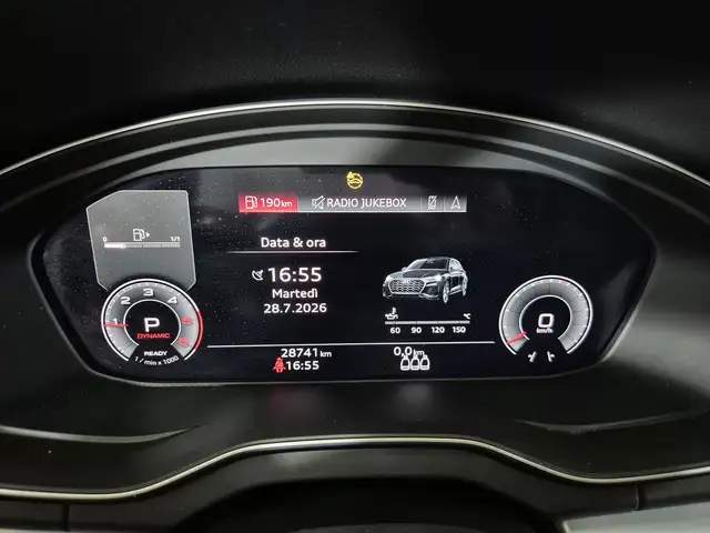 Audi Q5 view 15