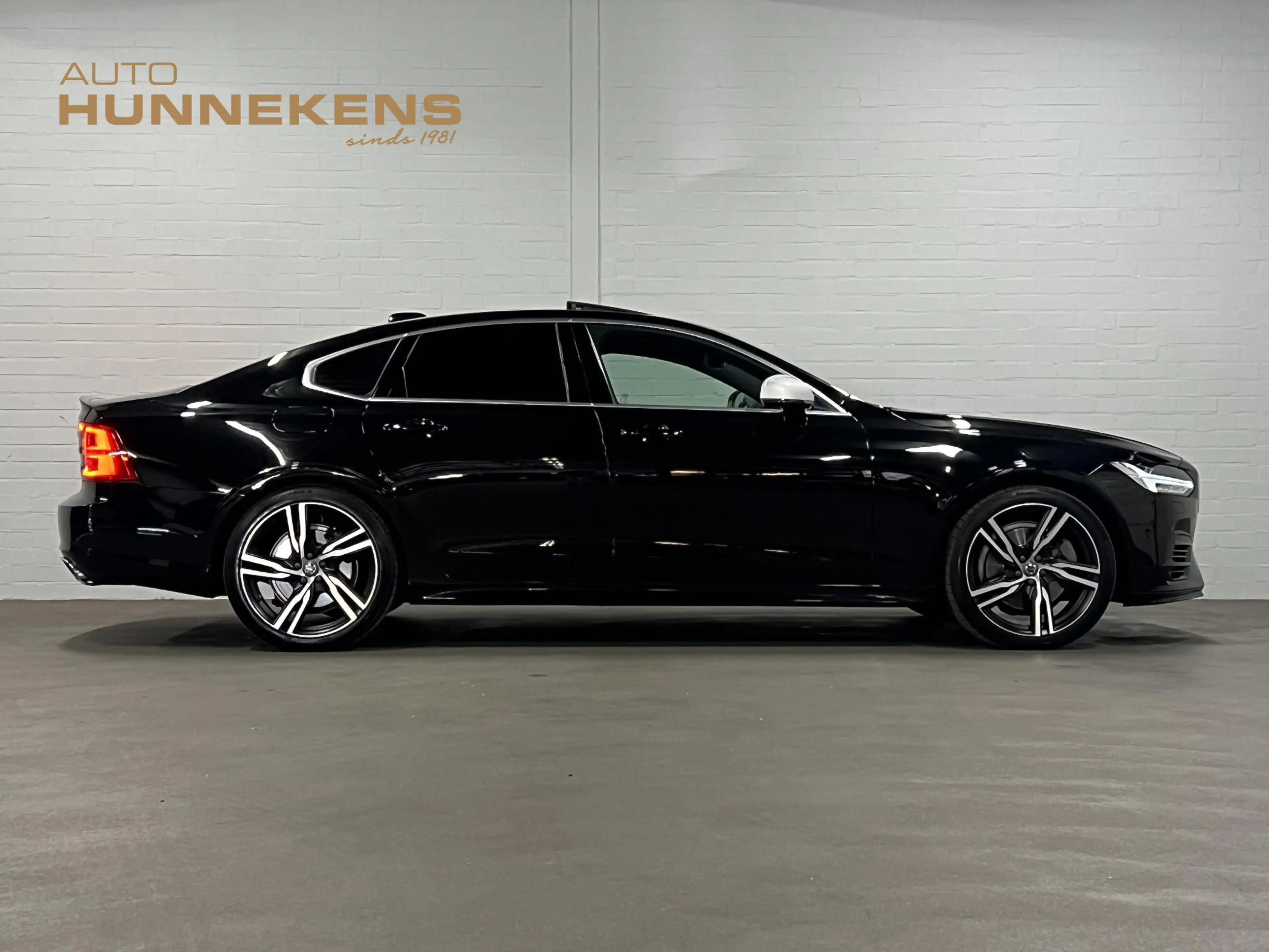 Volvo S90 2.0 T8 AWD Inscription Bowers & Wilkins | Open dak — photo 9