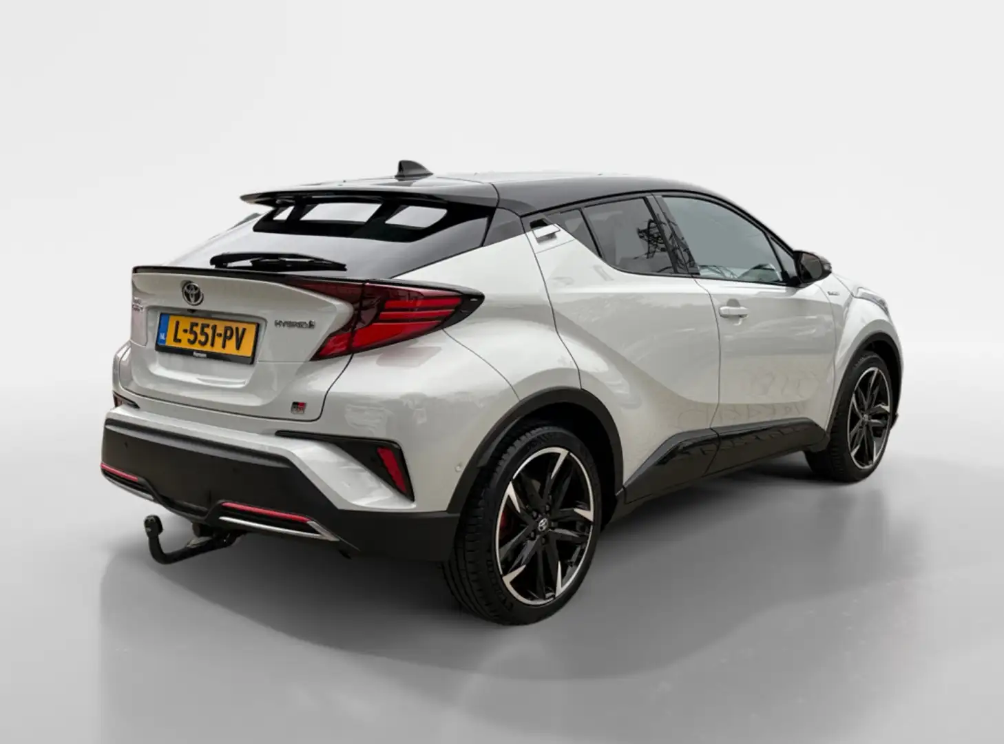 Toyota C-HR 2.0 Hybrid GR-Sport I Trekhaak I JBL I Leder I Nav Grijs - 2