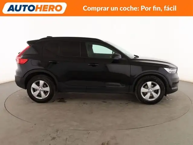 Volvo XC40 view 7