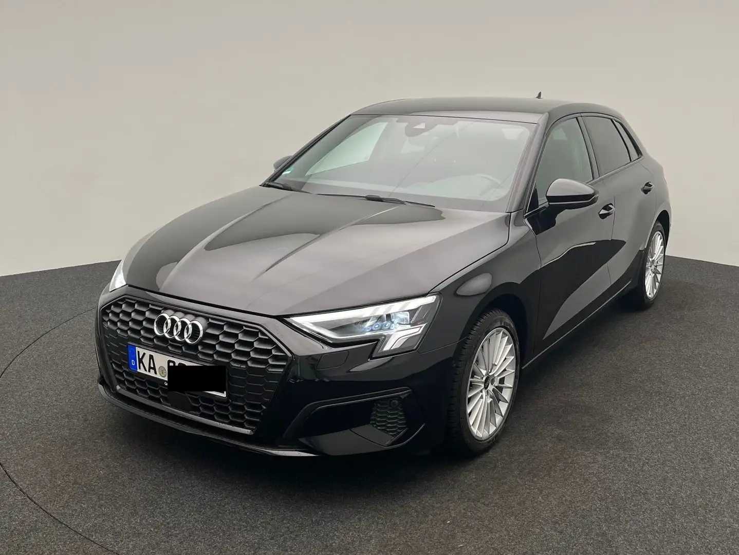 Audi A3 35 TFSI Limousine advanced s ironic Schwarz - 1