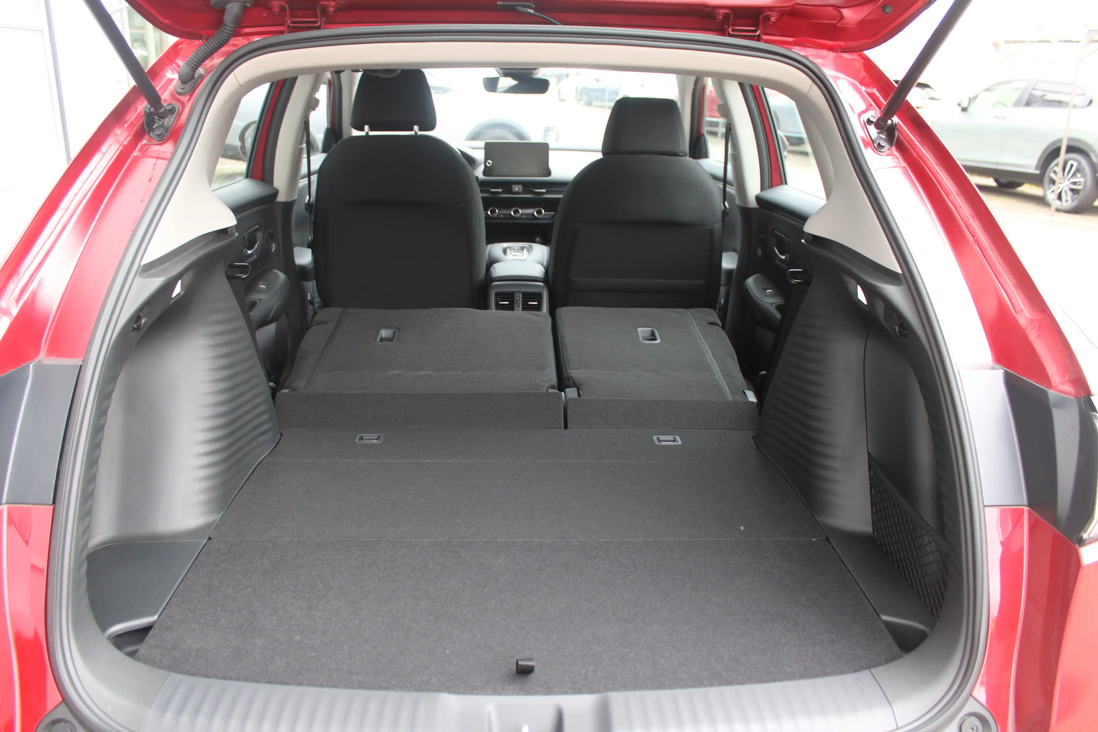 Honda ZR-V ZR-V e:HEV 2.0 i-MMD Hybrid Elegance — photo 12