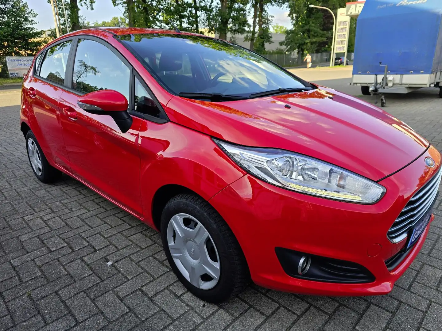 Ford Fiesta Trend 1,2.60 PS Klima,Sitzheizung Rojo - 2