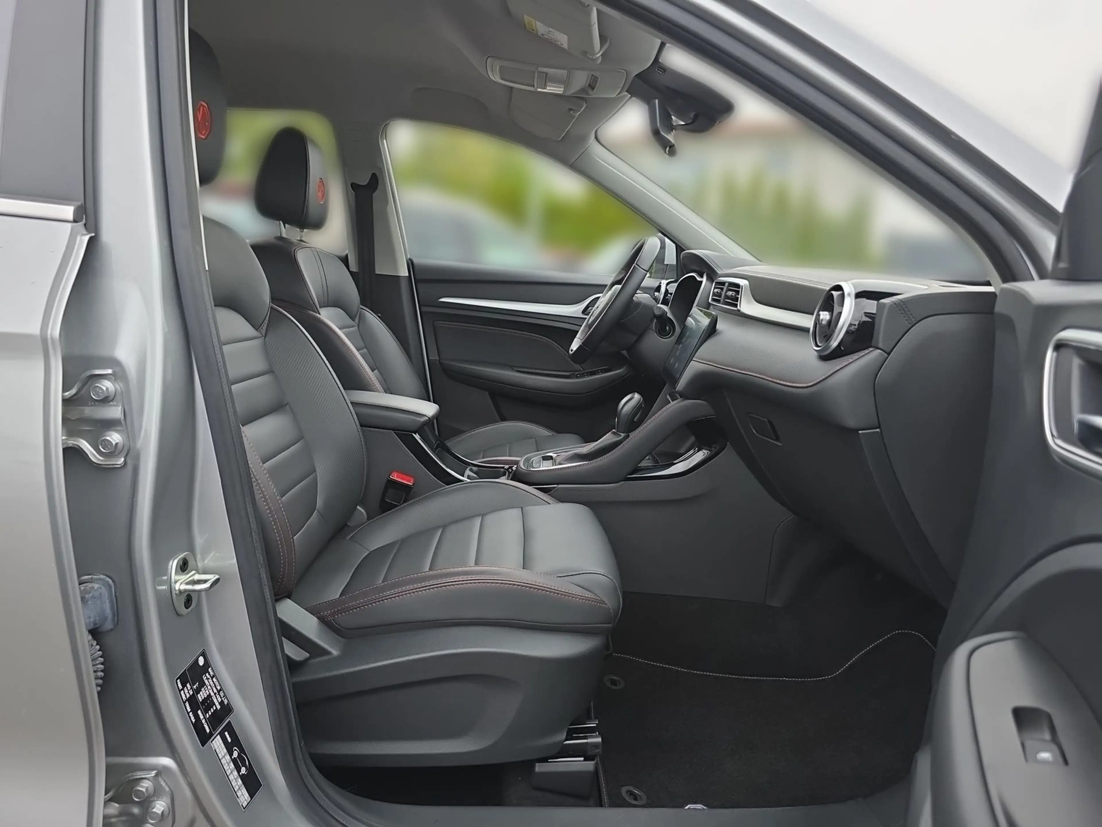 MG ZS 1.0 Luxury Android Apple 360° Tempomat Leder — photo 15