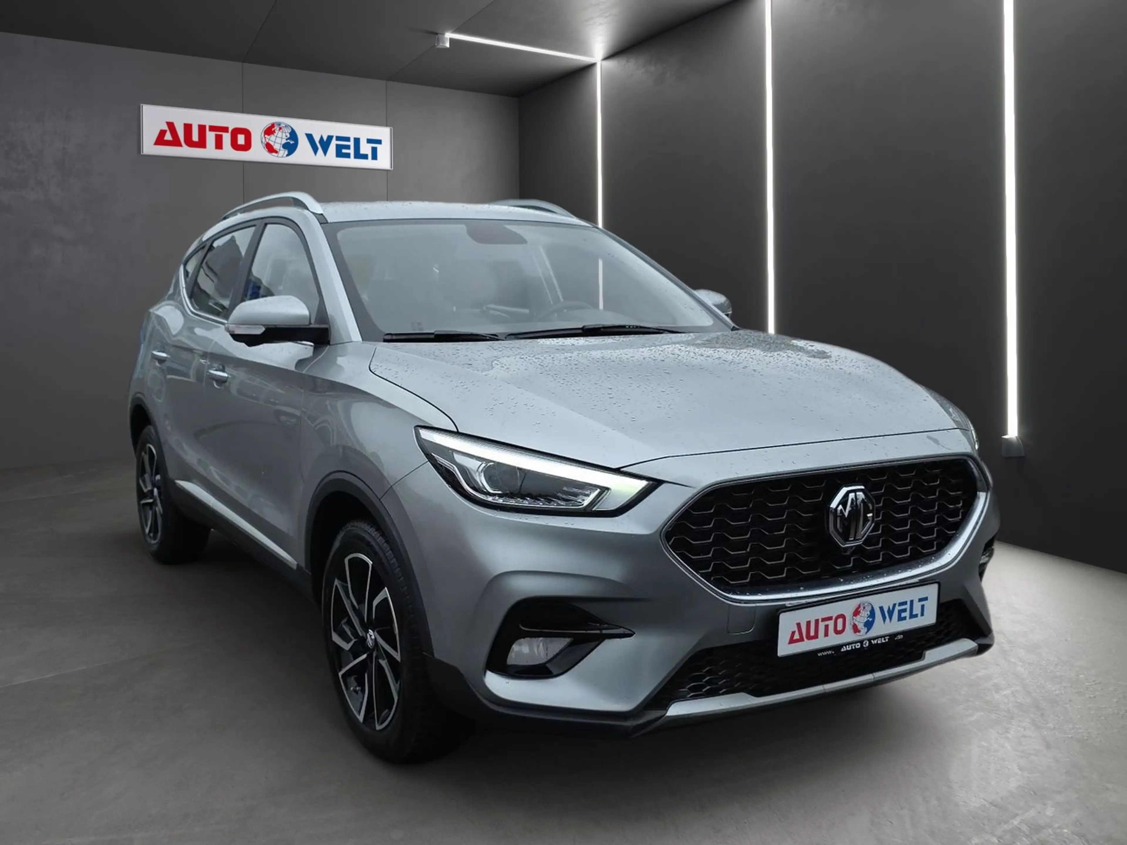 MG ZS 1.0 Luxury Android Apple 360° Tempomat Leder — photo 2