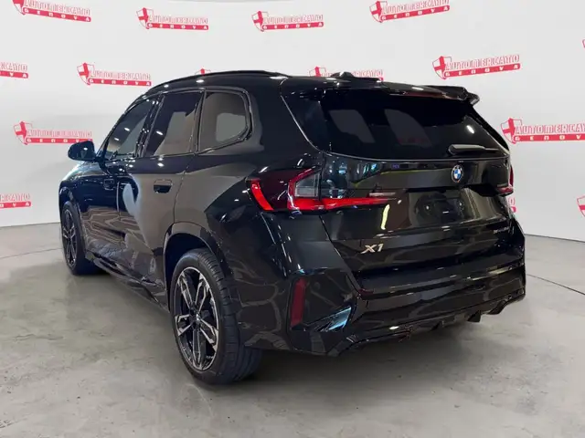 BMW X1 view 2