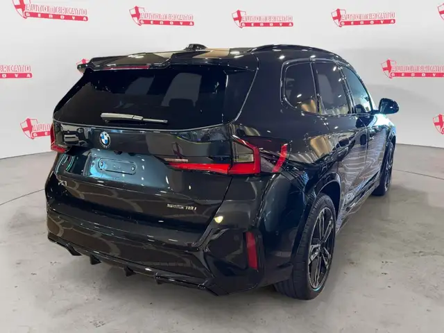 BMW X1 view 4