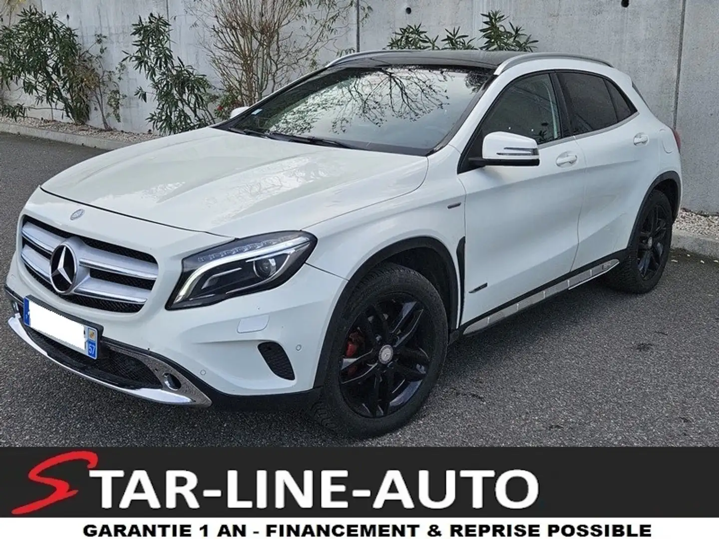 Mercedes-Benz GLA 220 220 d Inspiration Toit Pano Cam 7-G DCT y - 1