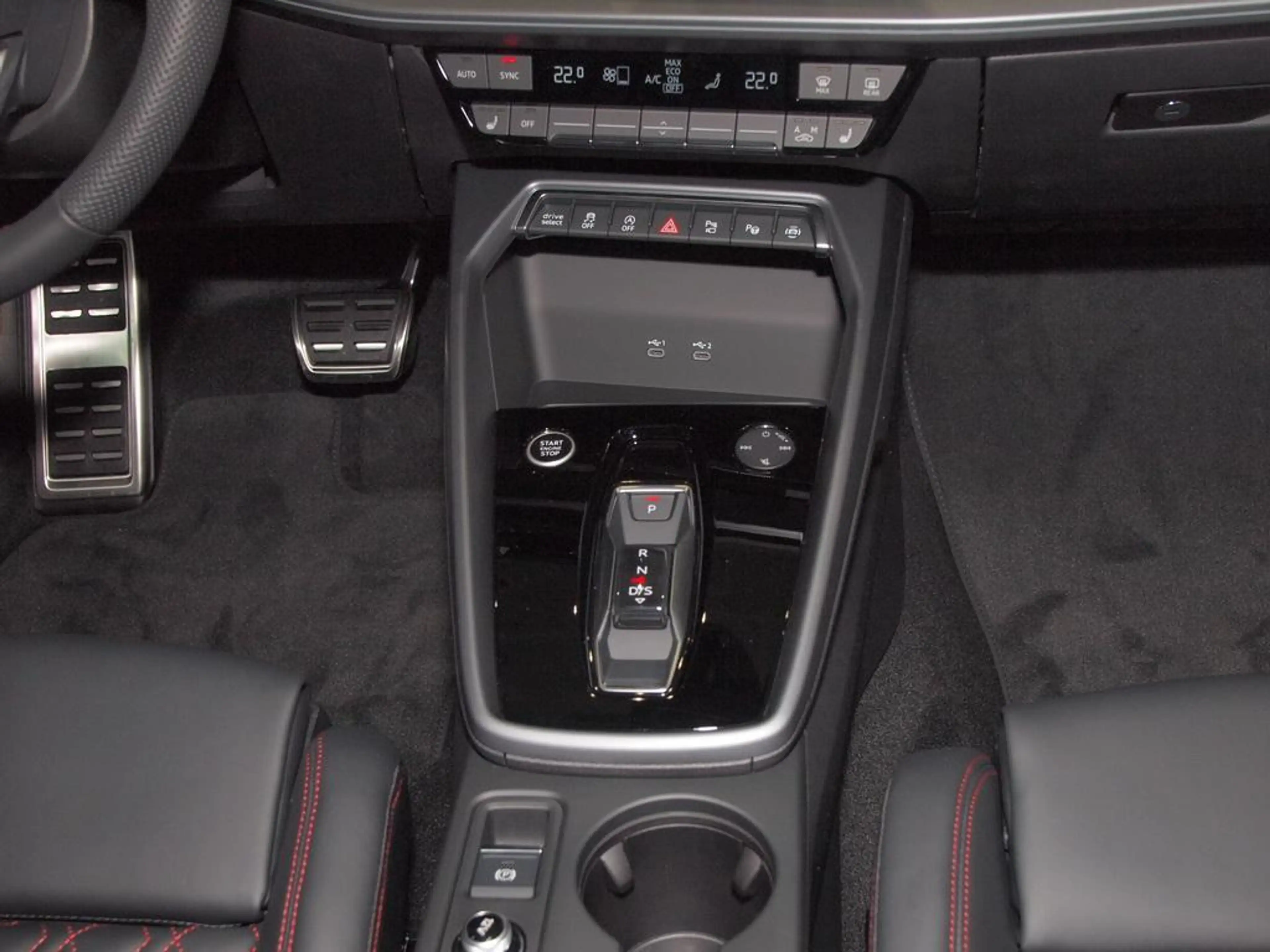 Audi A3 S line 35 TFSI S tronic Alu-19`ACC — photo 7