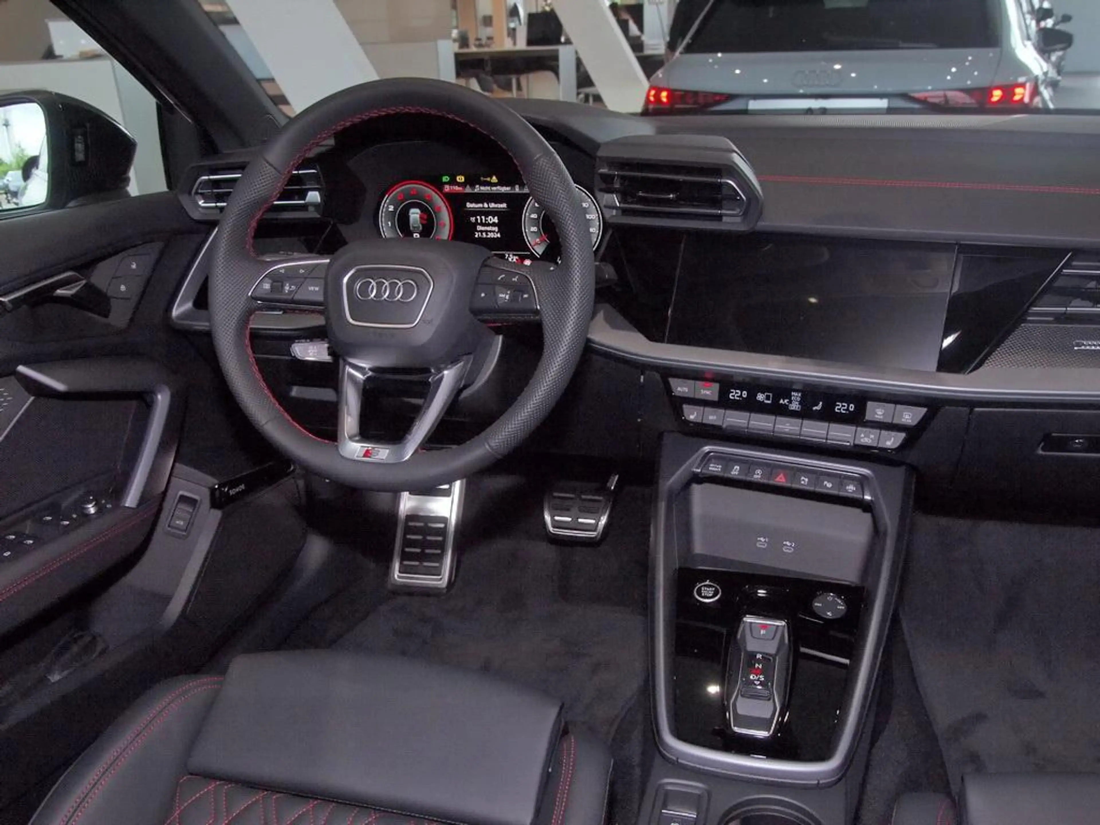 Audi A3 S line 35 TFSI S tronic Alu-19`ACC — photo 3