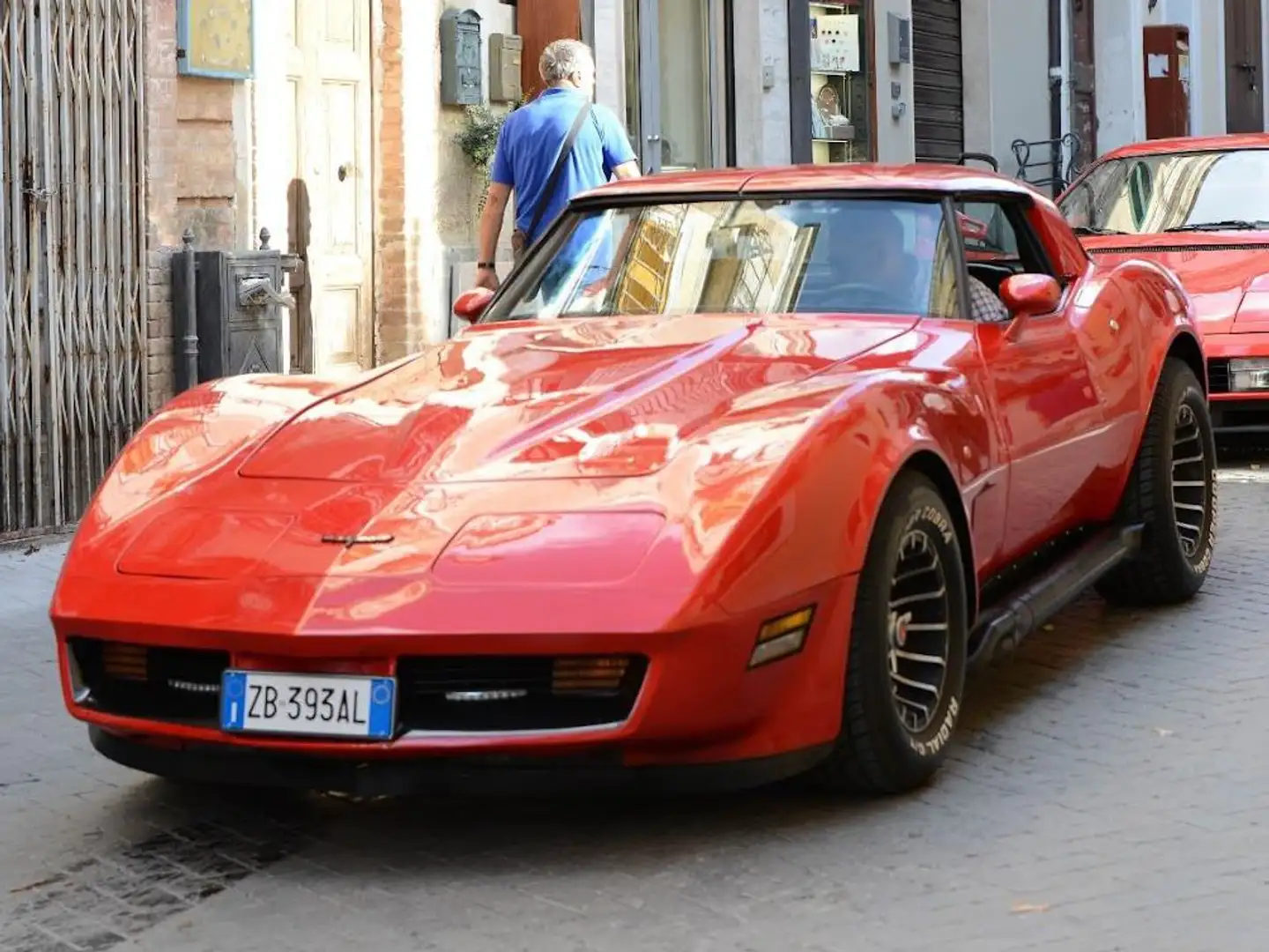 Chevrolet Corvette Stingray Rouge - 2