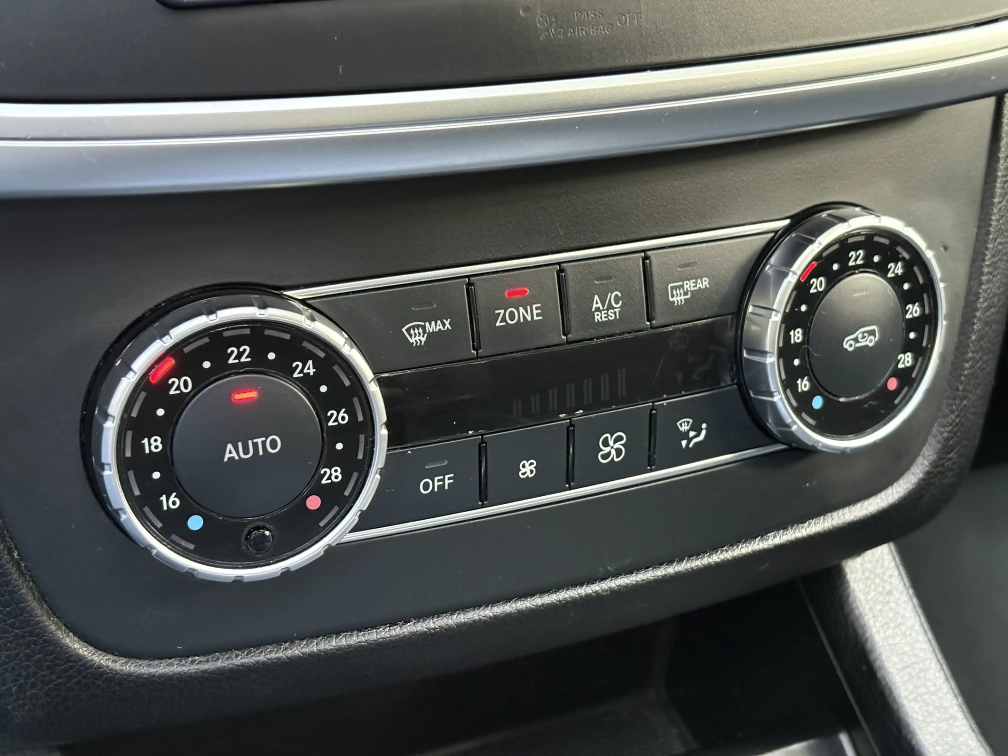 Mercedes-Benz ML 350 M-klasse BlueTEC 4Matic — photo 13