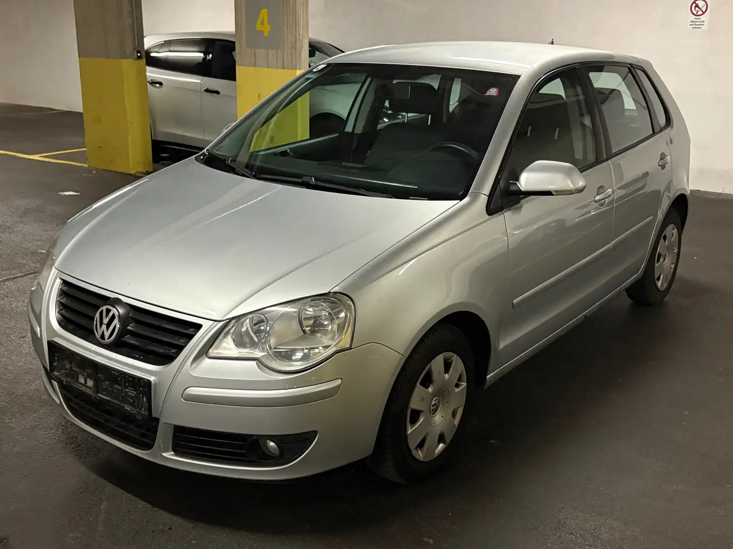 Volkswagen Polo Polo Cool Family 1,2 Cool Family Silber - 1