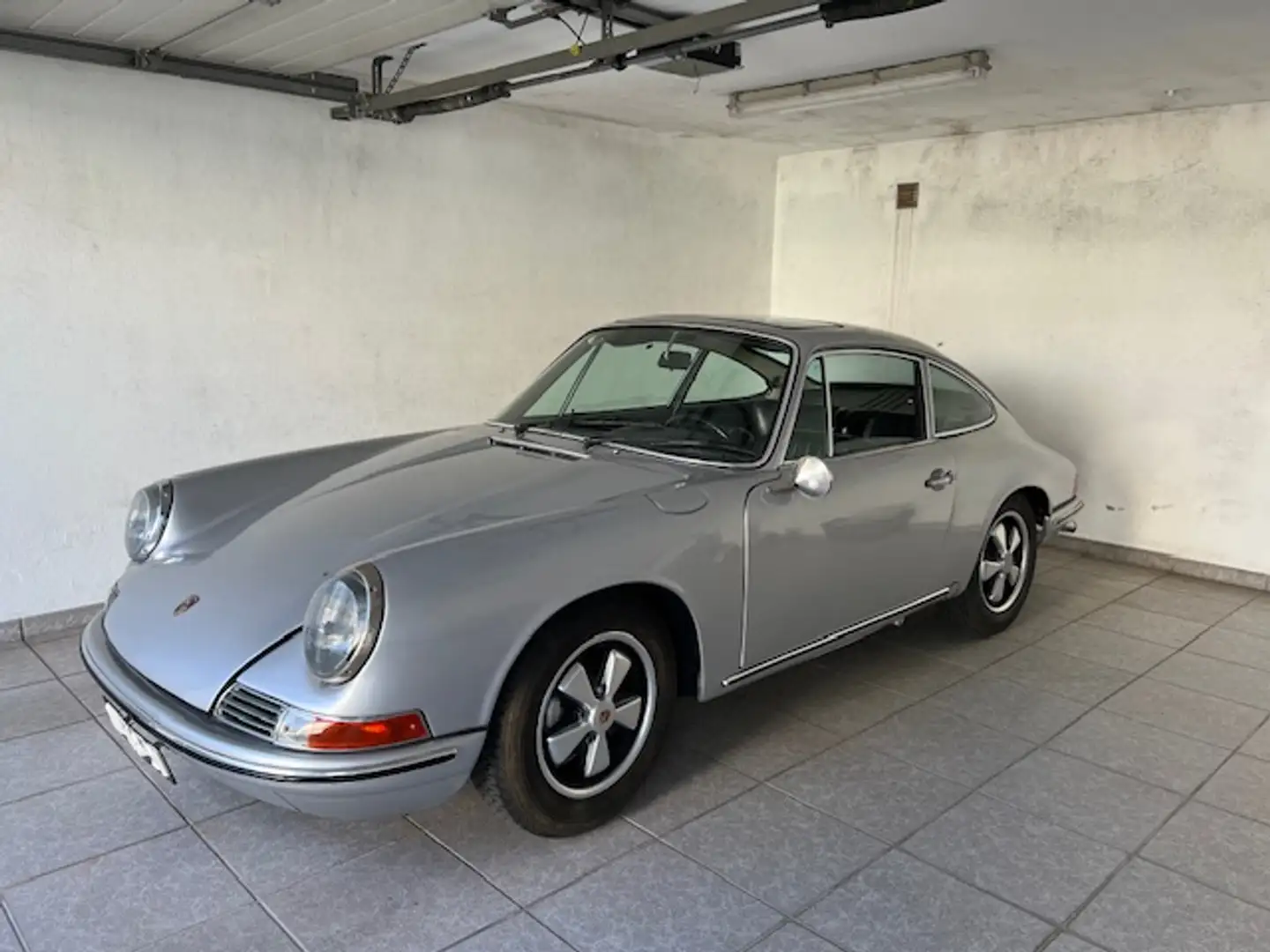 Porsche 911 911 2.0 S SWB - 1968 Gris - 2