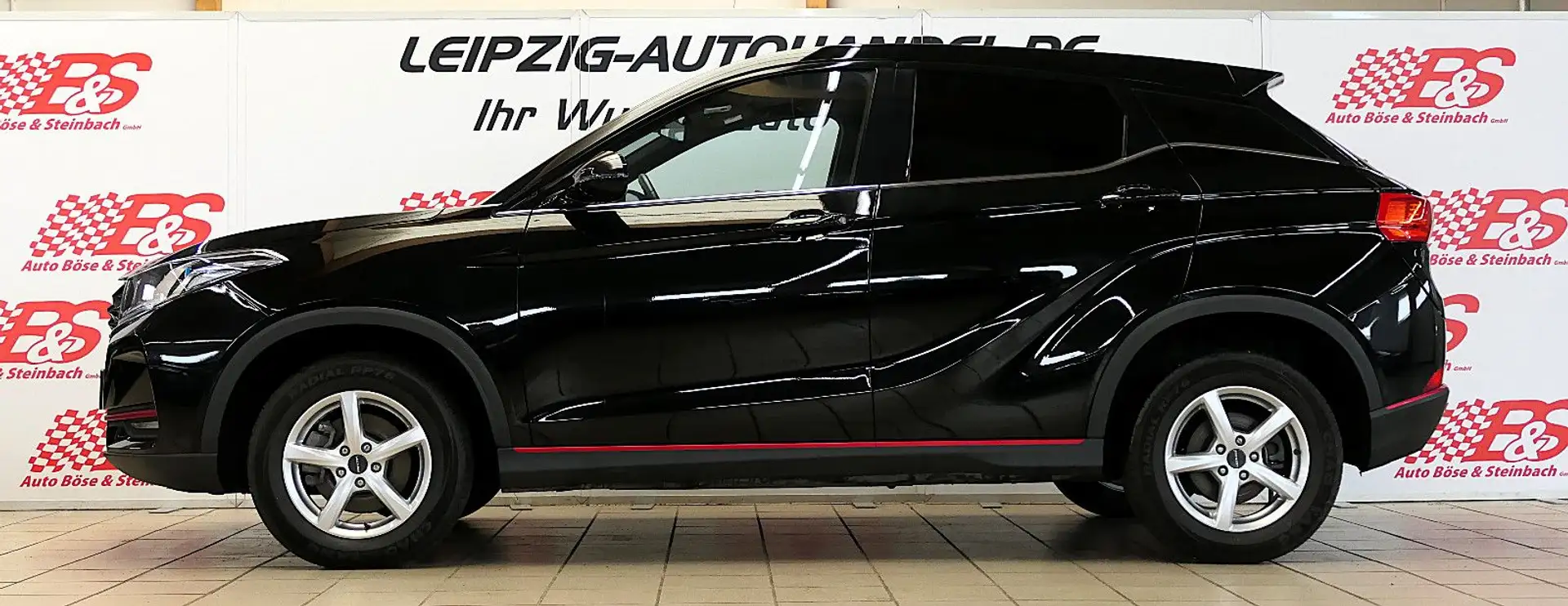 DFSK Fengon 500 MT *LEDER*KAMERA*DAB+*NAV*SHZ Noir - 2