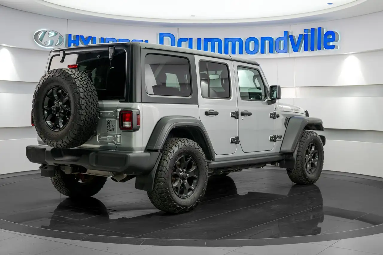 Jeep Wrangler снимка Jeep Wrangler