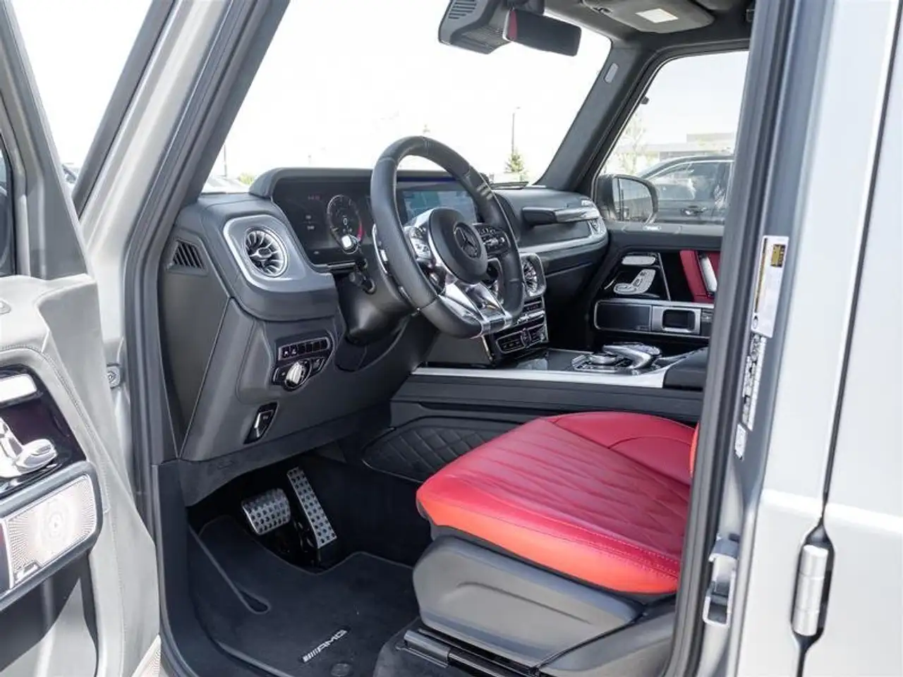 Mercedes-Benz G-Class снимка Mercedes-Benz G-Class